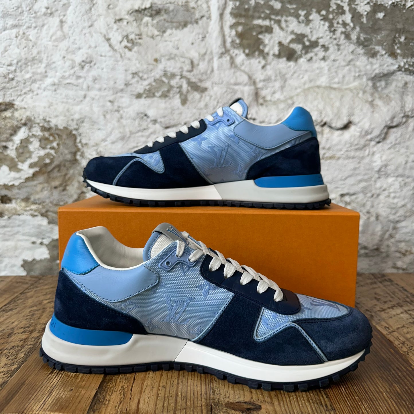 Louis Vuitton Runaway Blue Navy Sz 6.5 (5LV)