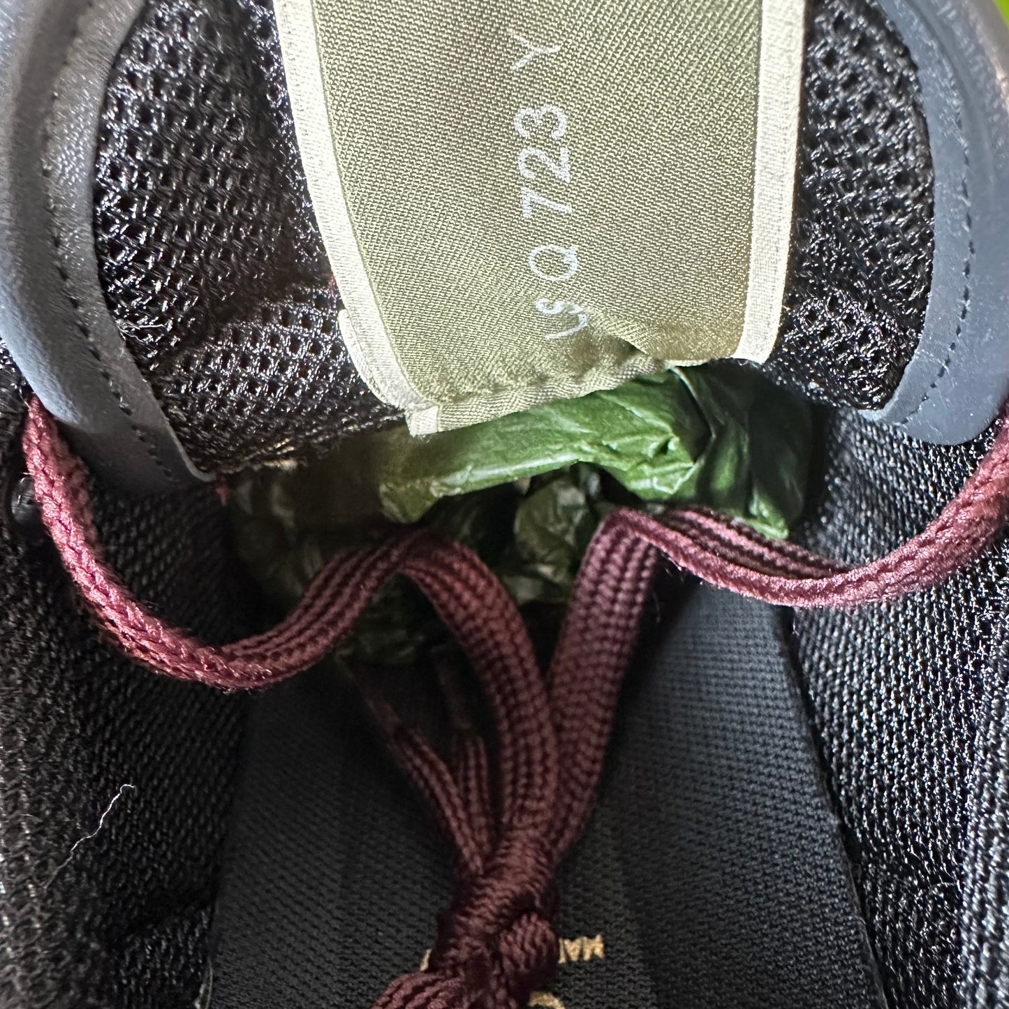 Valentino Grey Camo Marooon Rock Runner Sneaker Sz 7 (40)