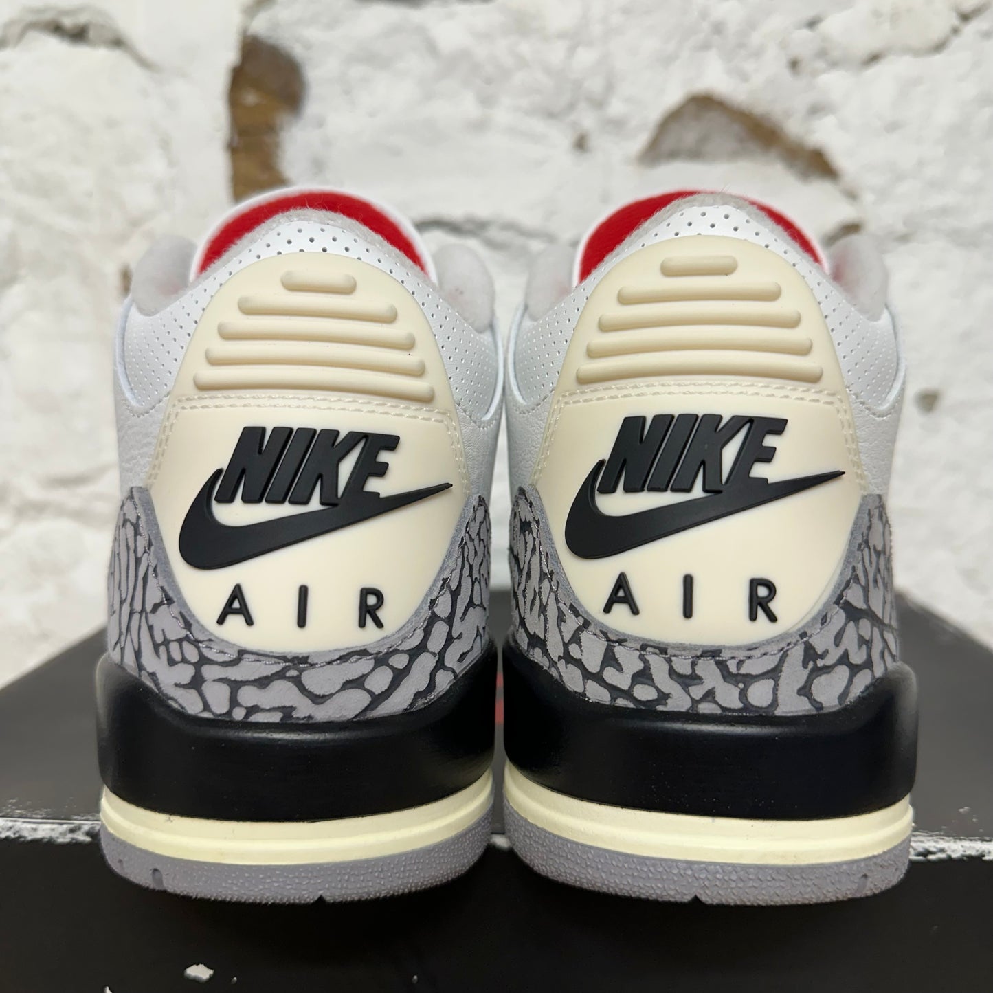 Air Jordan 3 White Cement Reimagined Sz 8