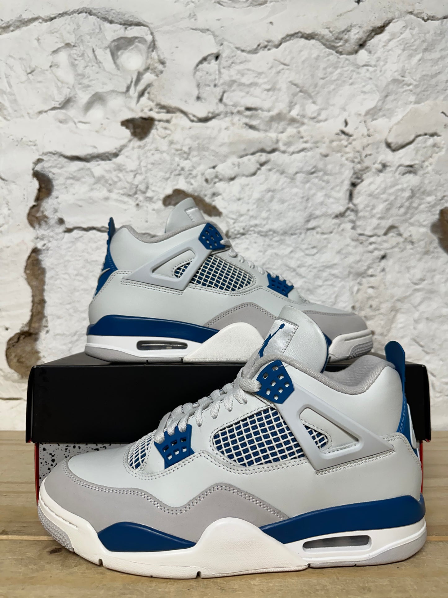 Air Jordan 4 Military Blue Sz 9