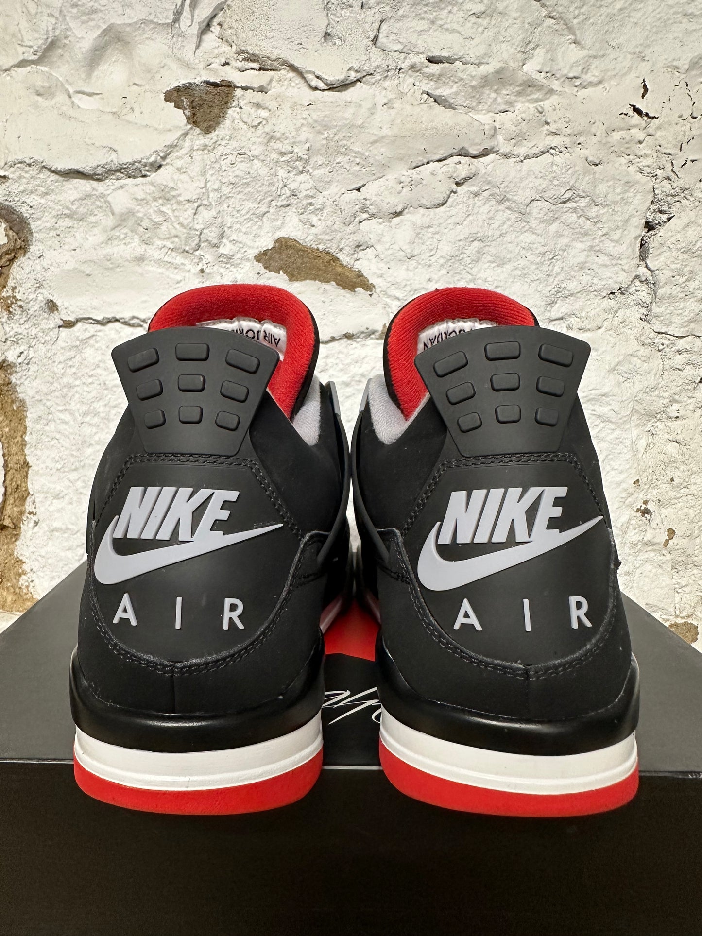 Air Jordan 4 Bred (2019) Sz 11