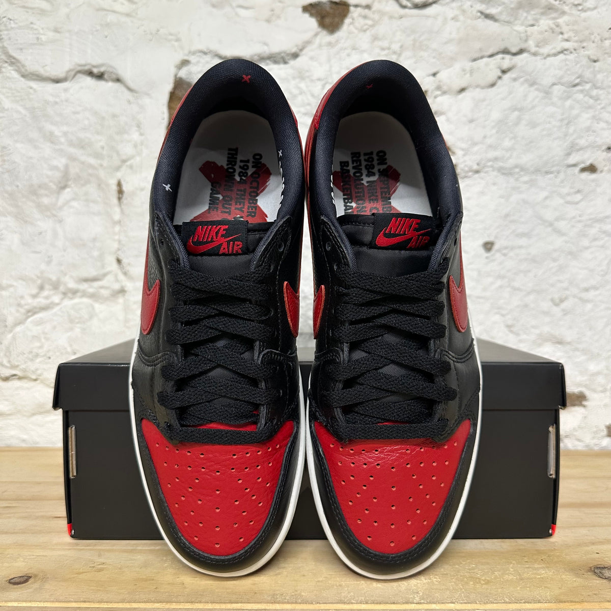 Air Jordan 1 Low Banned Sz 9