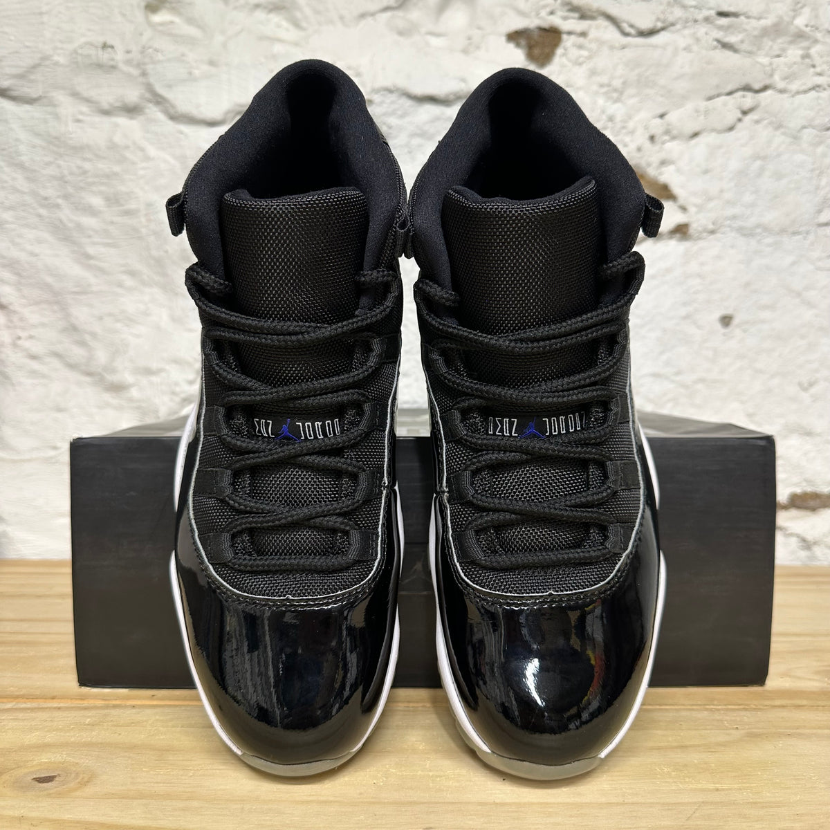 Air Jordan 11 High Space Jam (2016) Sz 9.5