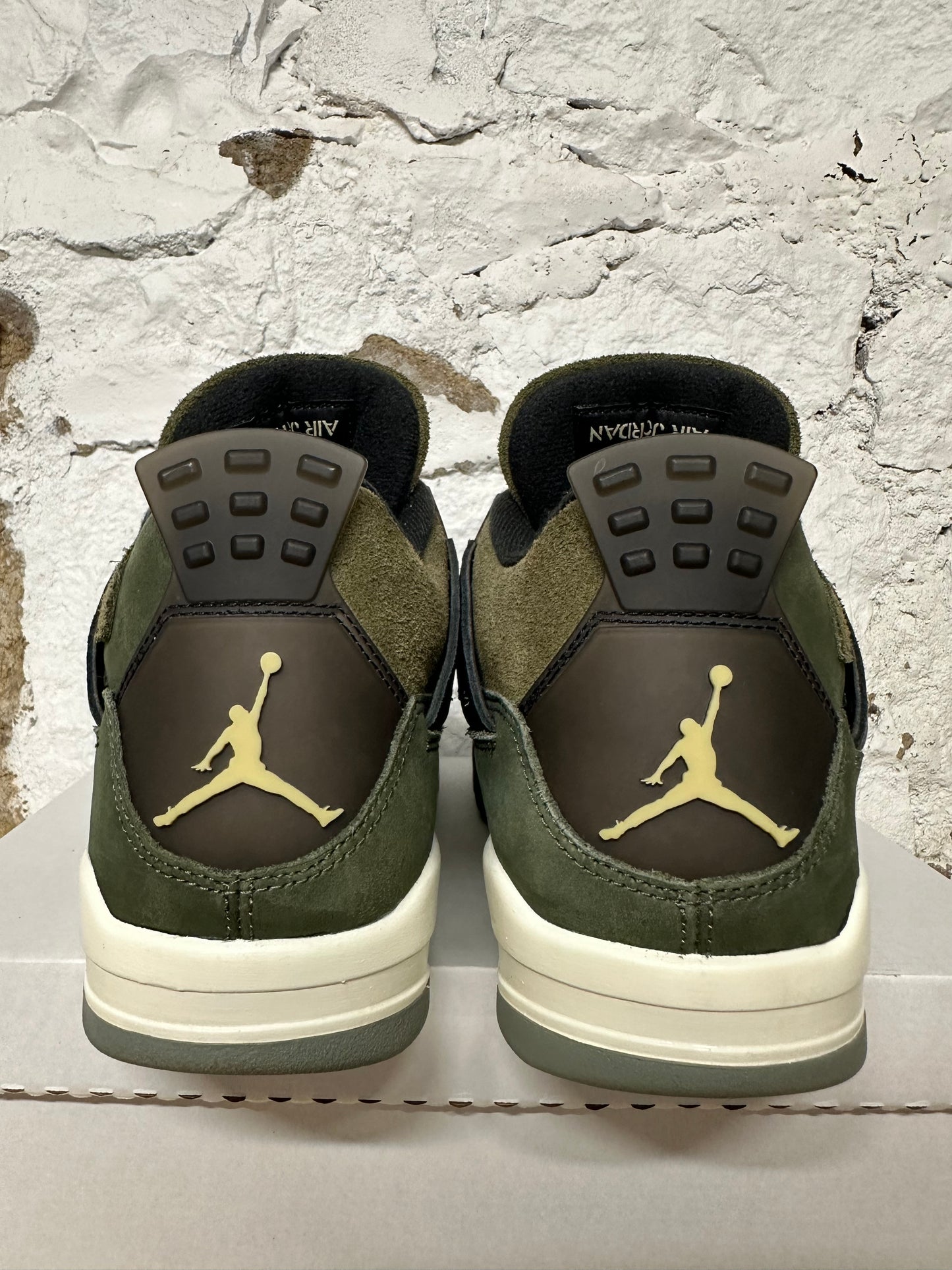 Air Jordan 4 Craft Olive Sz 11.5