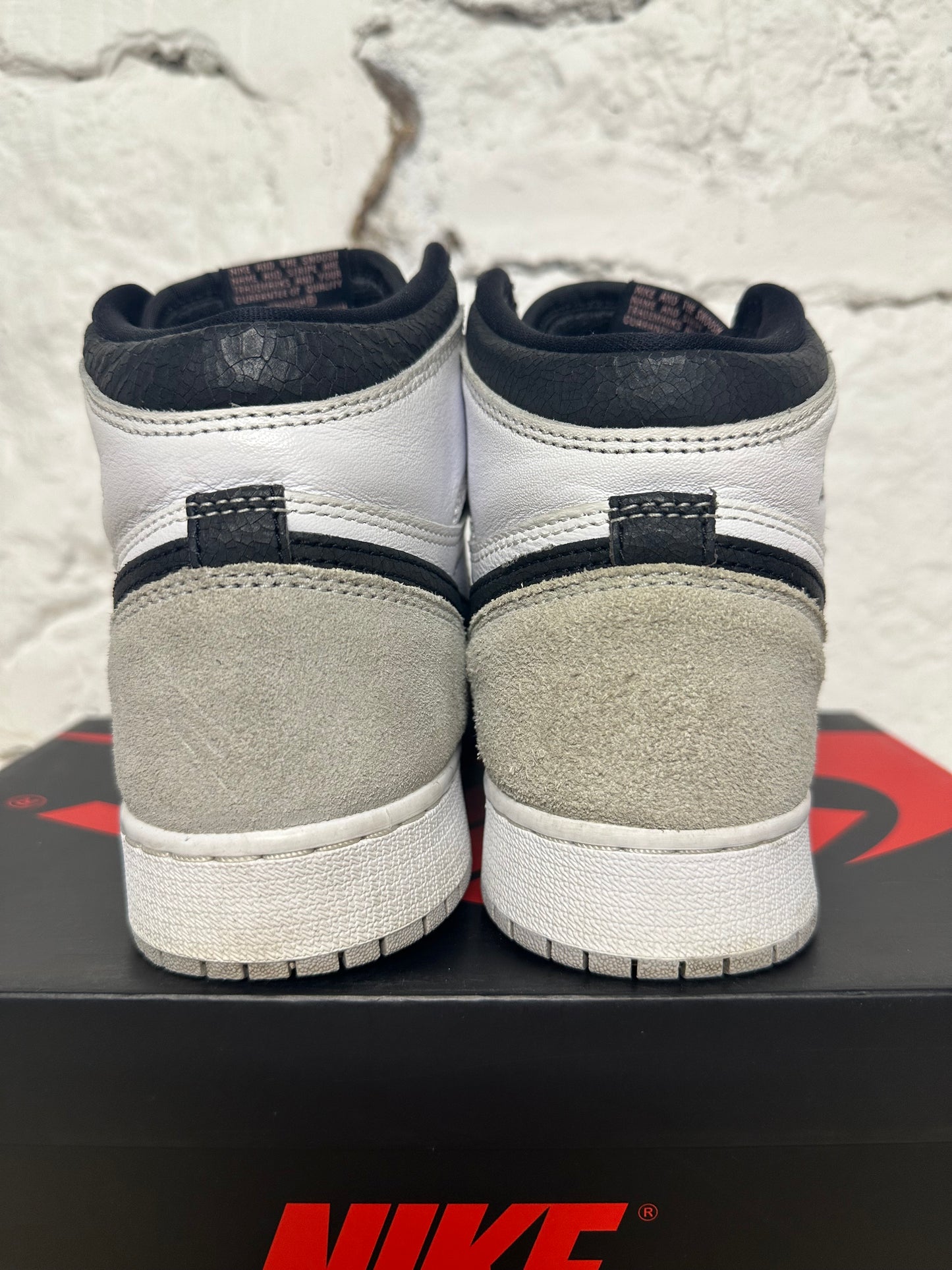 Air Jordan 1 High Bleached Coral Sz 6.5Y