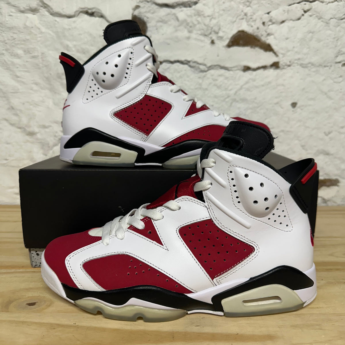 Air Jordan 6 Carmine (2021) Sz 7.5