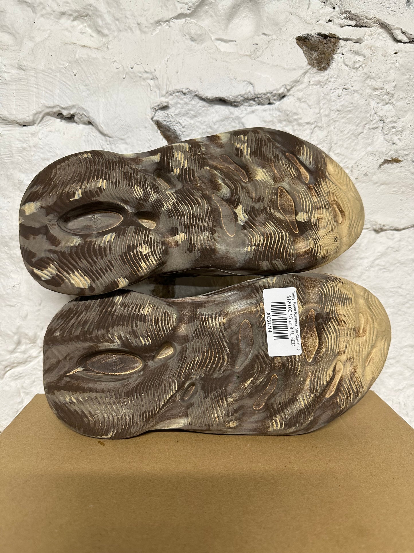 Yeezy Foam Runnner MX Clay Sz 8