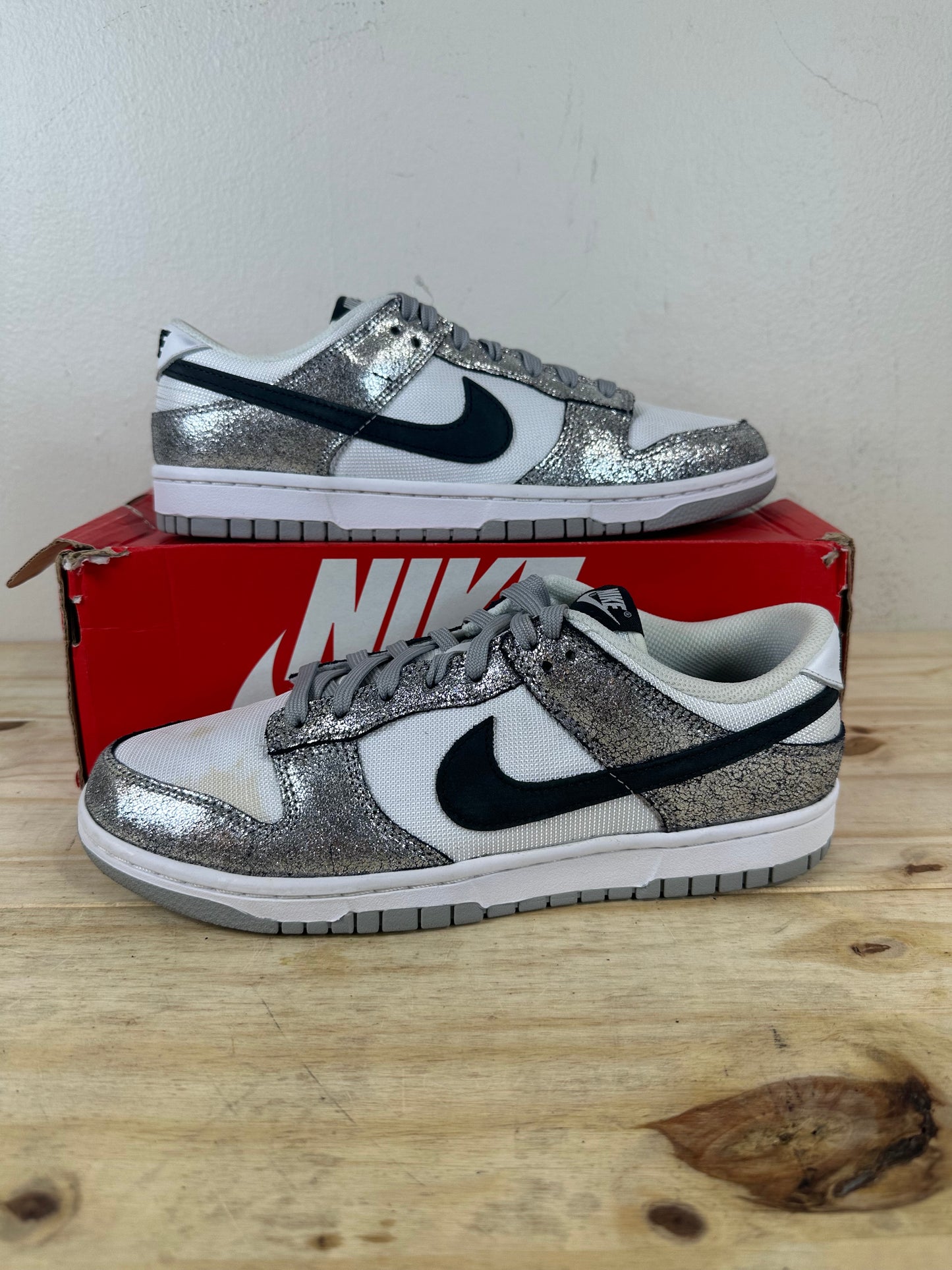 Nike Dunk Low Golden Gals Metallic Silver Sz 8.5(10W)