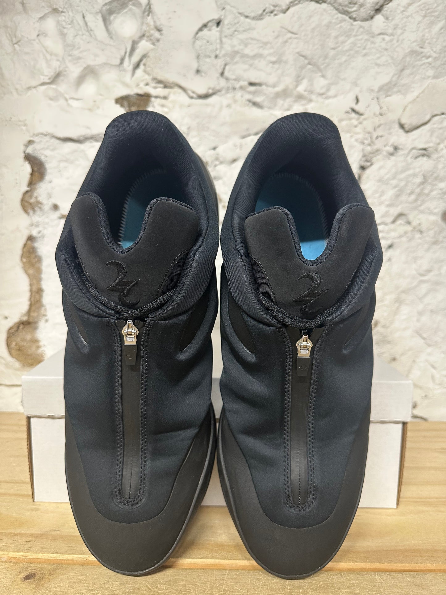 Converse Shai 001 Charm Black Sz 15