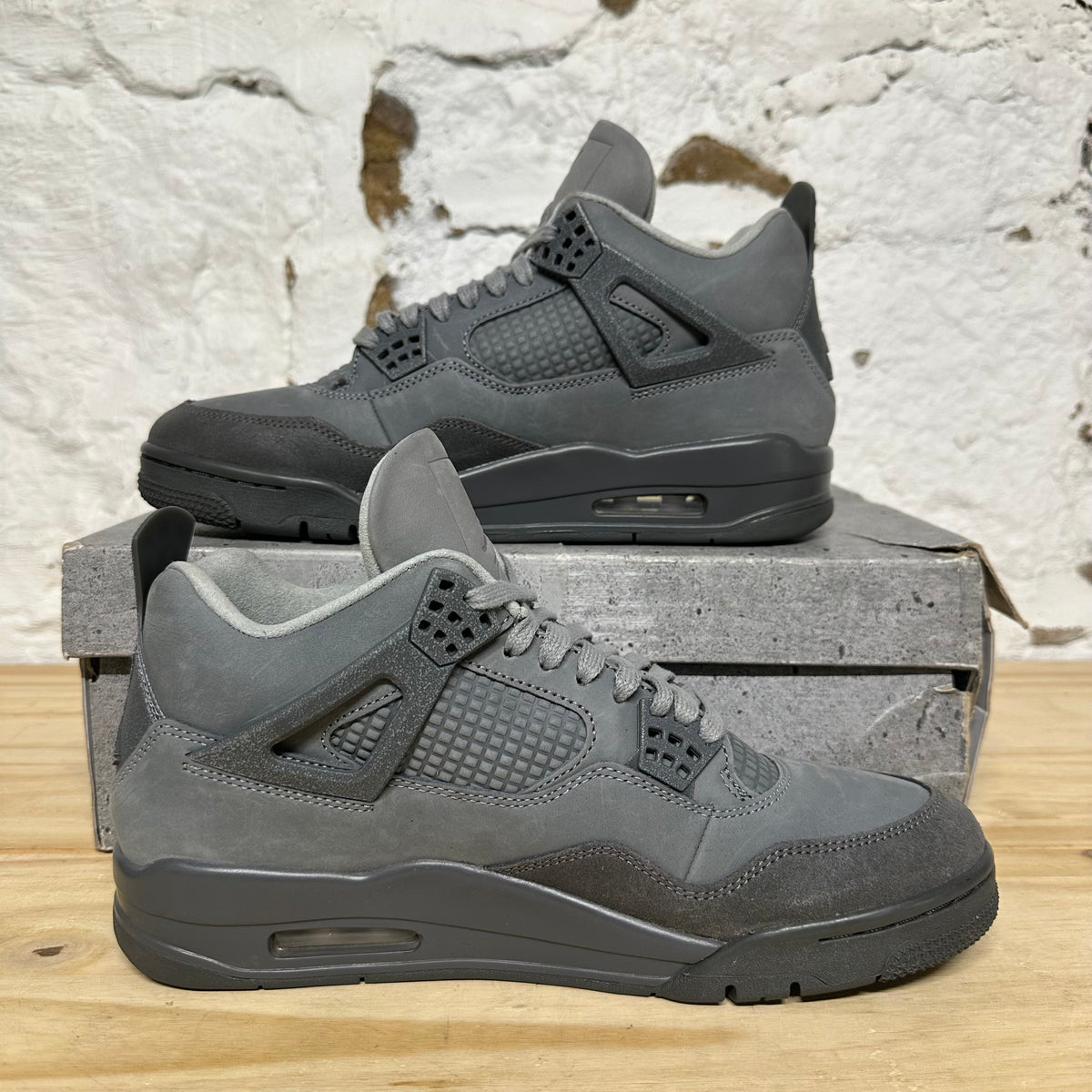 Air Jordan 4 Wet Cement Sz 9.5