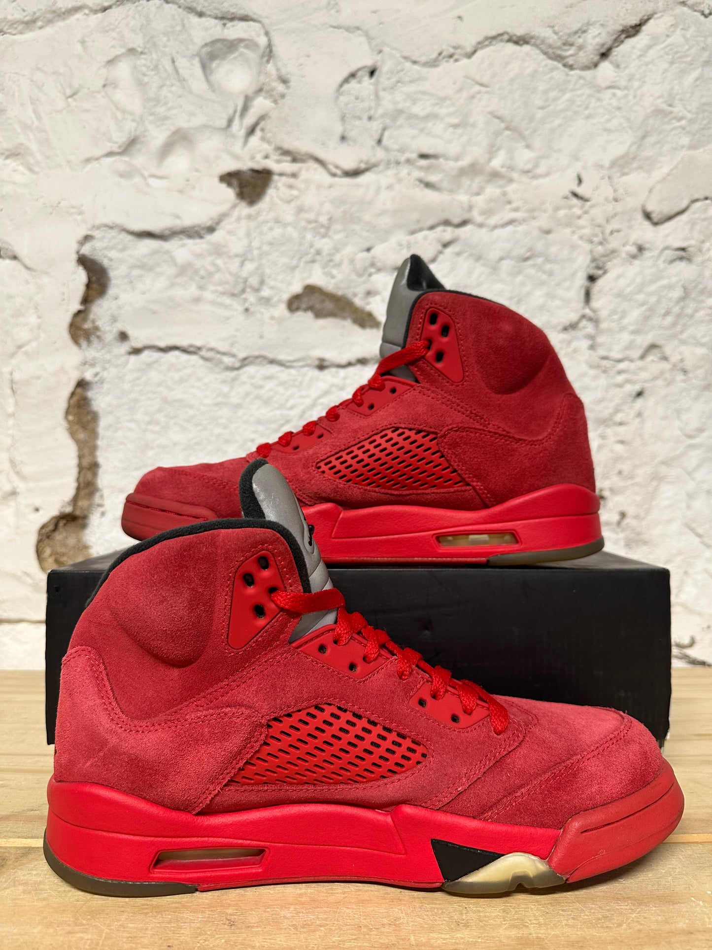 Air Jordan 5 Red Suede Sz 8