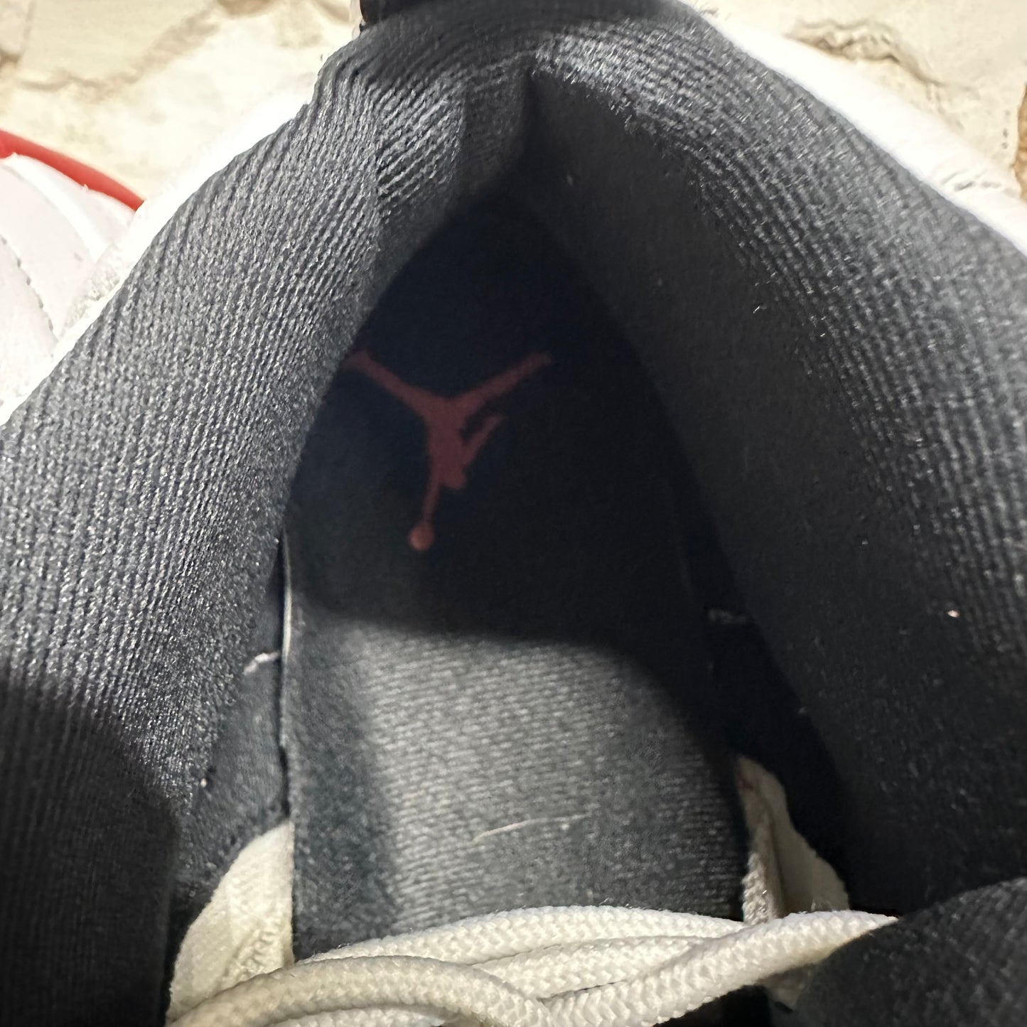 Air Jordan 12 Cherry Sz 9.5