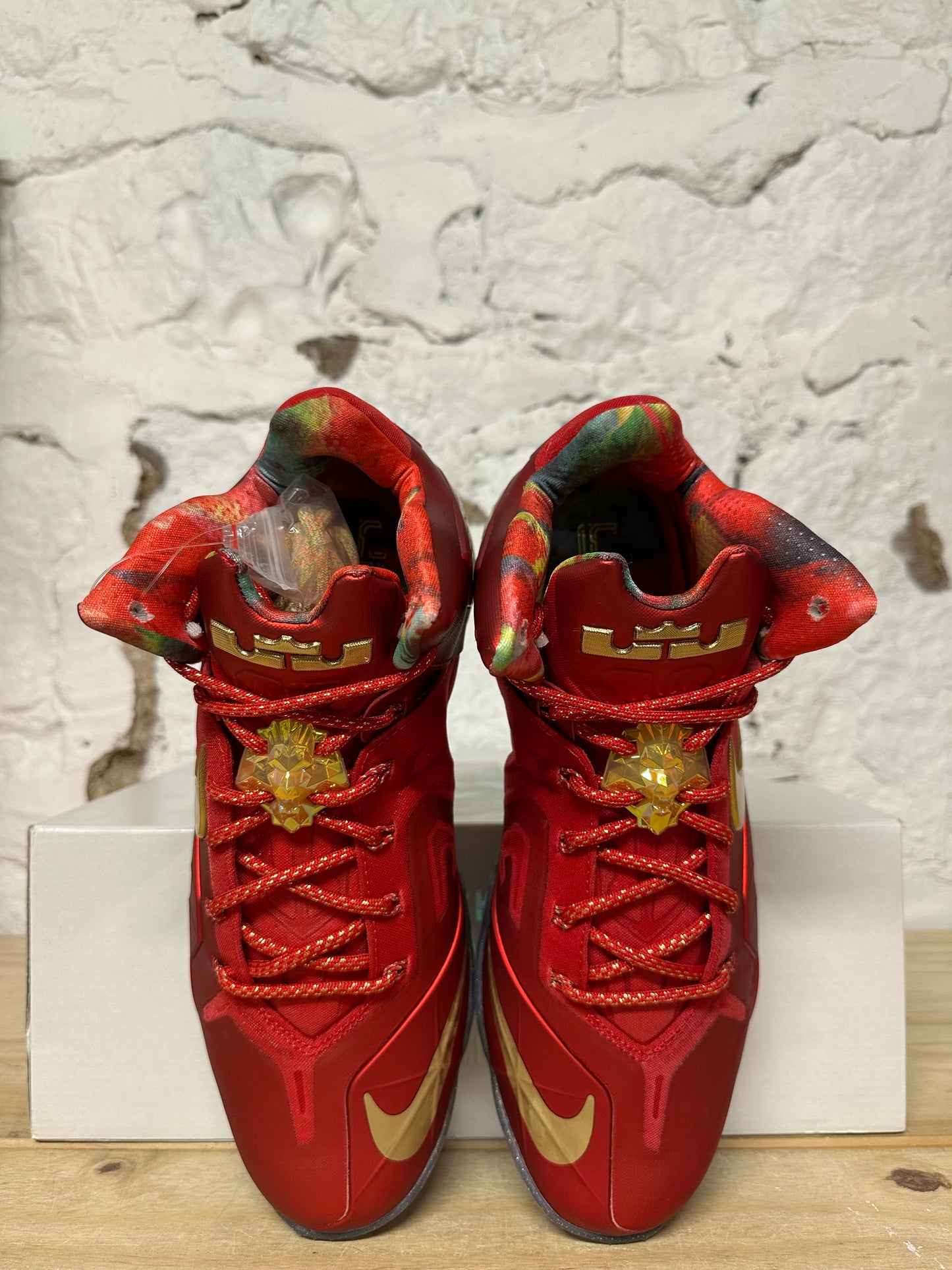 Nike Lebron 11 Elite SE Metallic Gold Sz 11 DS