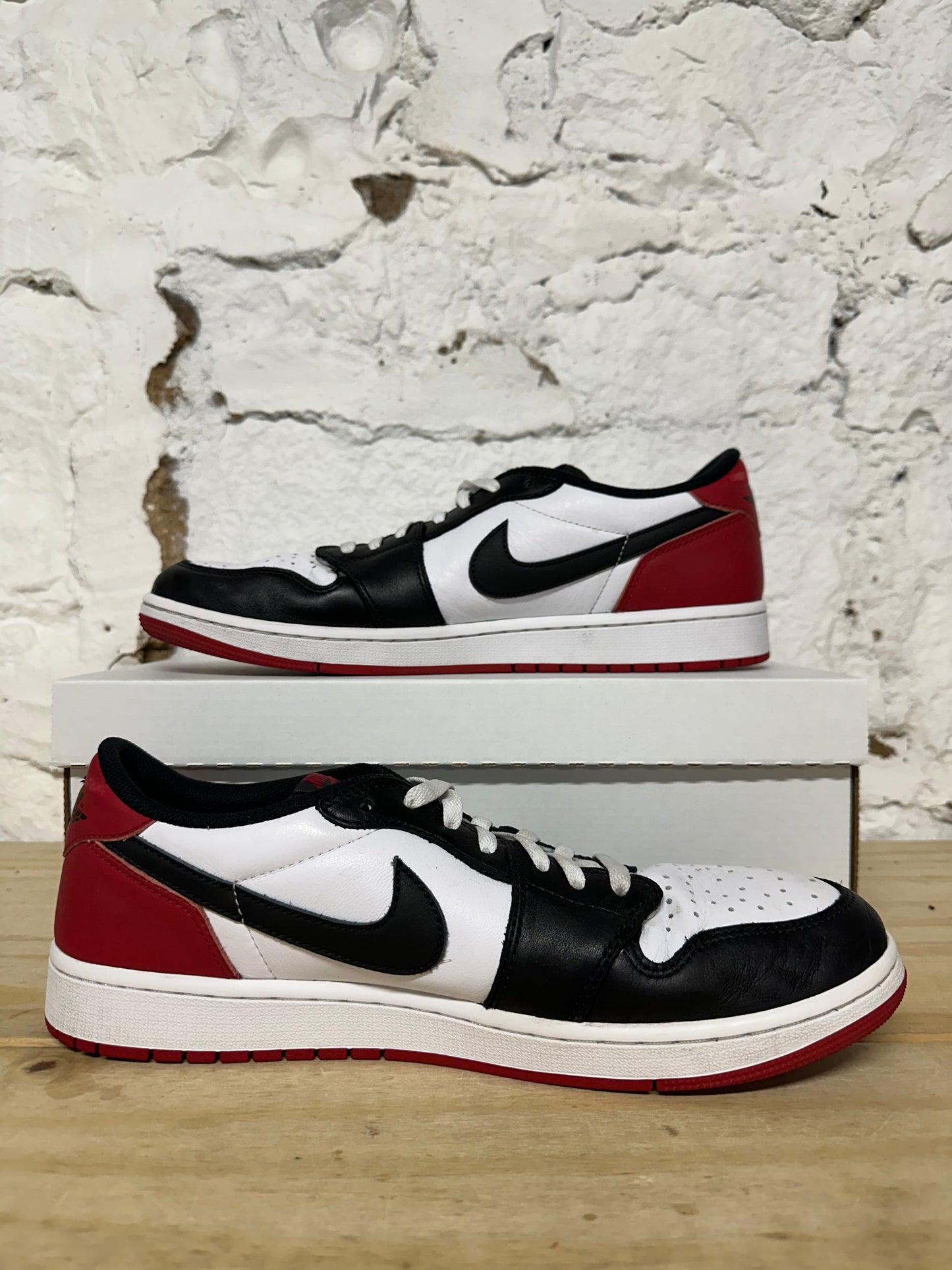 Air Jordan 1 Low Black Toe Sz 12