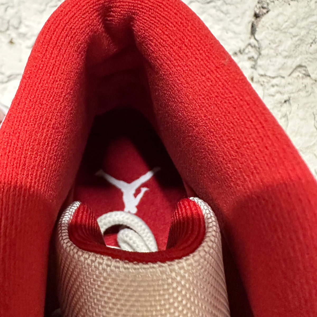 Air Jordan 11 High Cherry (2022) Sz 9 DS