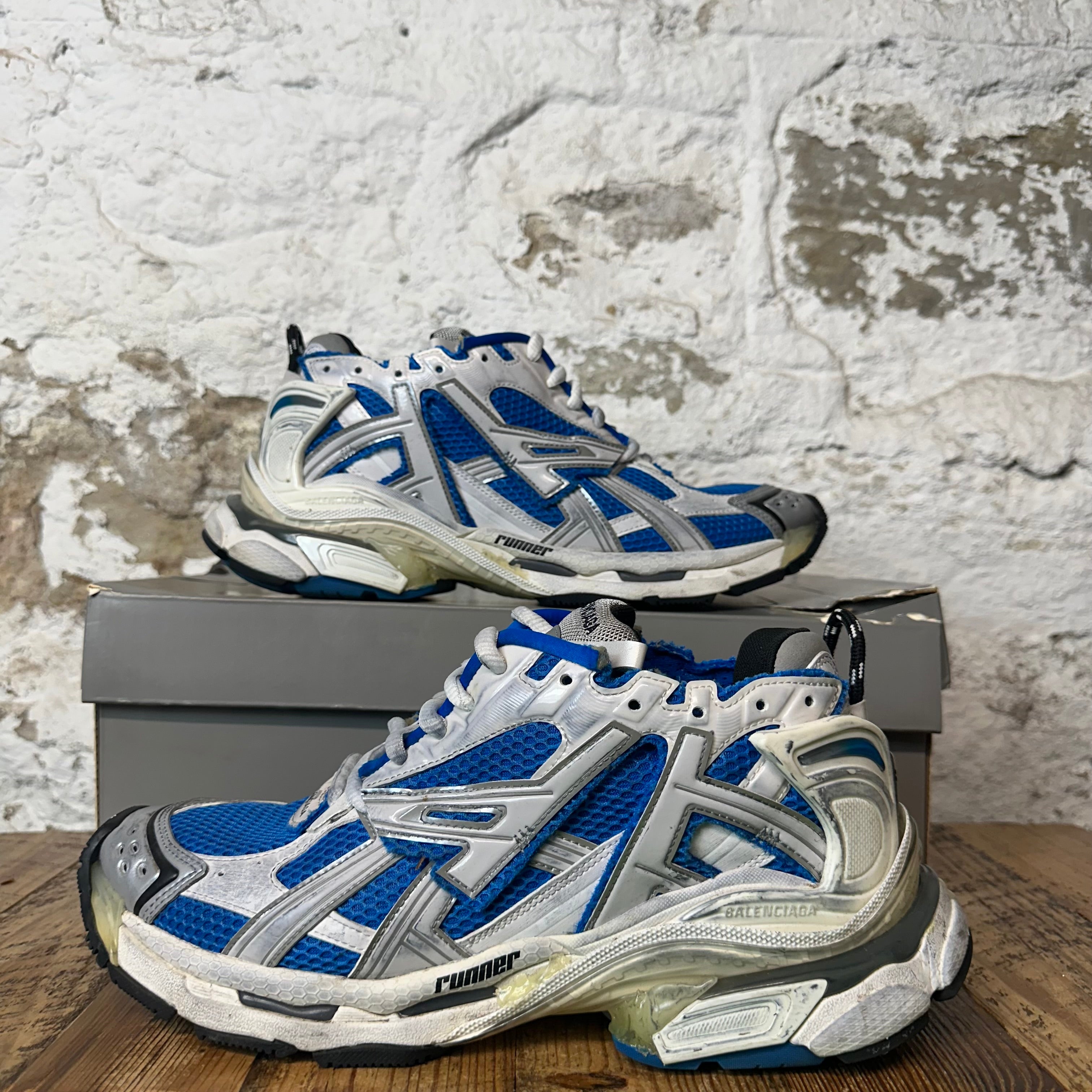 Balenciaga Runner Blue Grey White Sneaker Sz 10 (43)