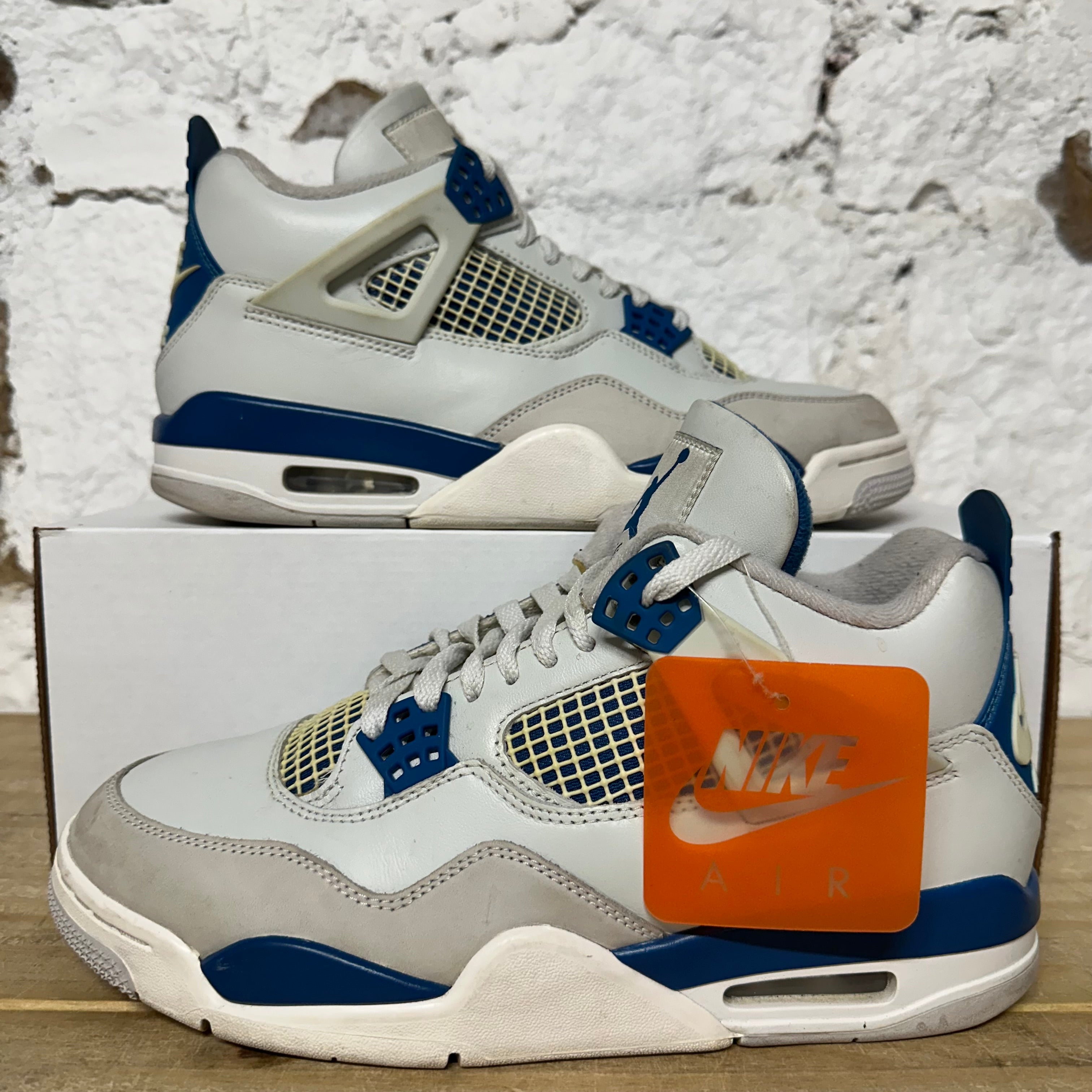 Air Jordan 4 Military Blue Sz 9.5