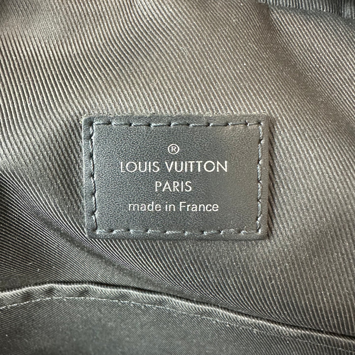 Louis Vuitton Damier Graphite Avenue Sling Bag