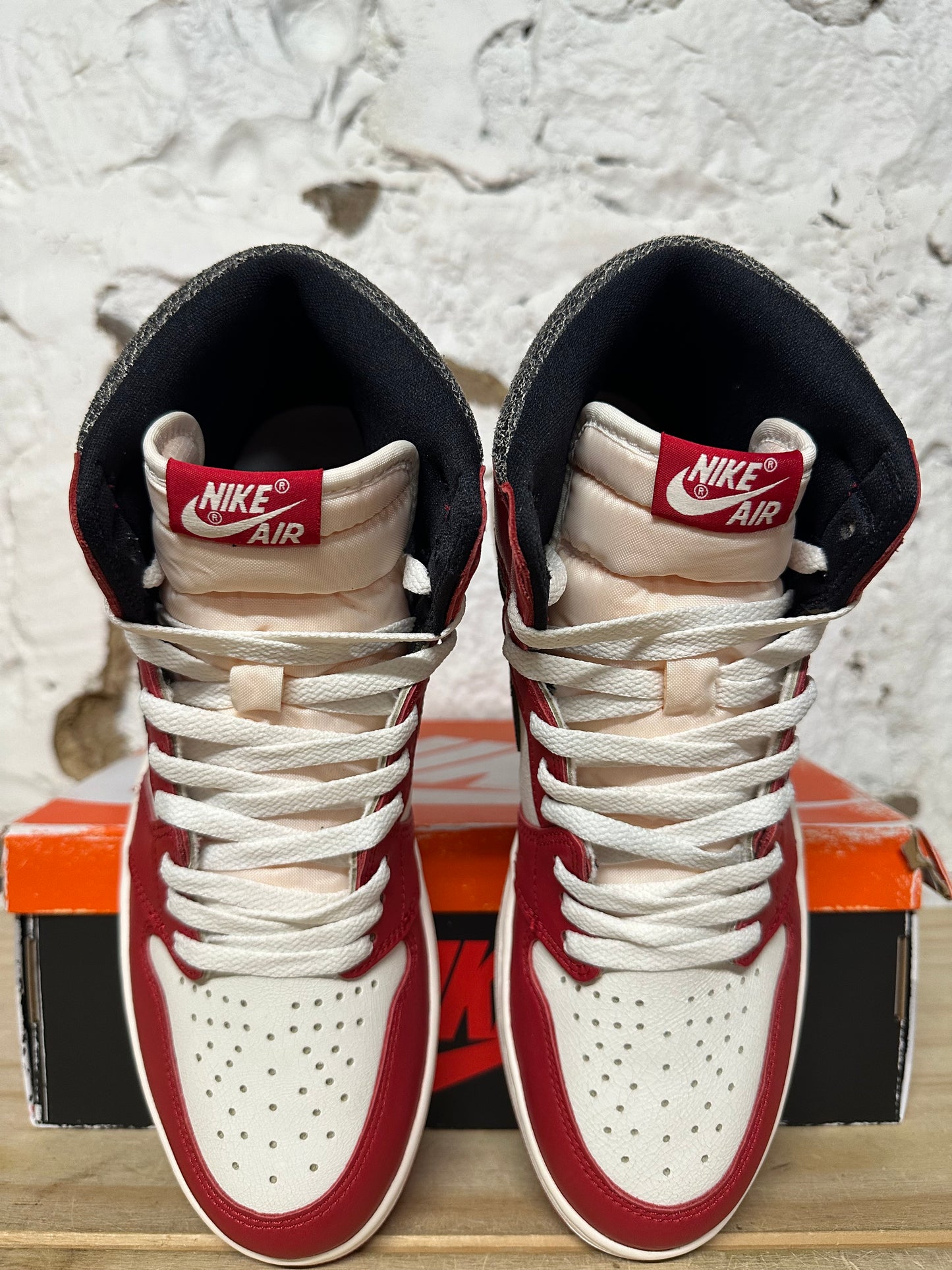 Air Jordan 1 Lost And Found Sz 10.5 DS