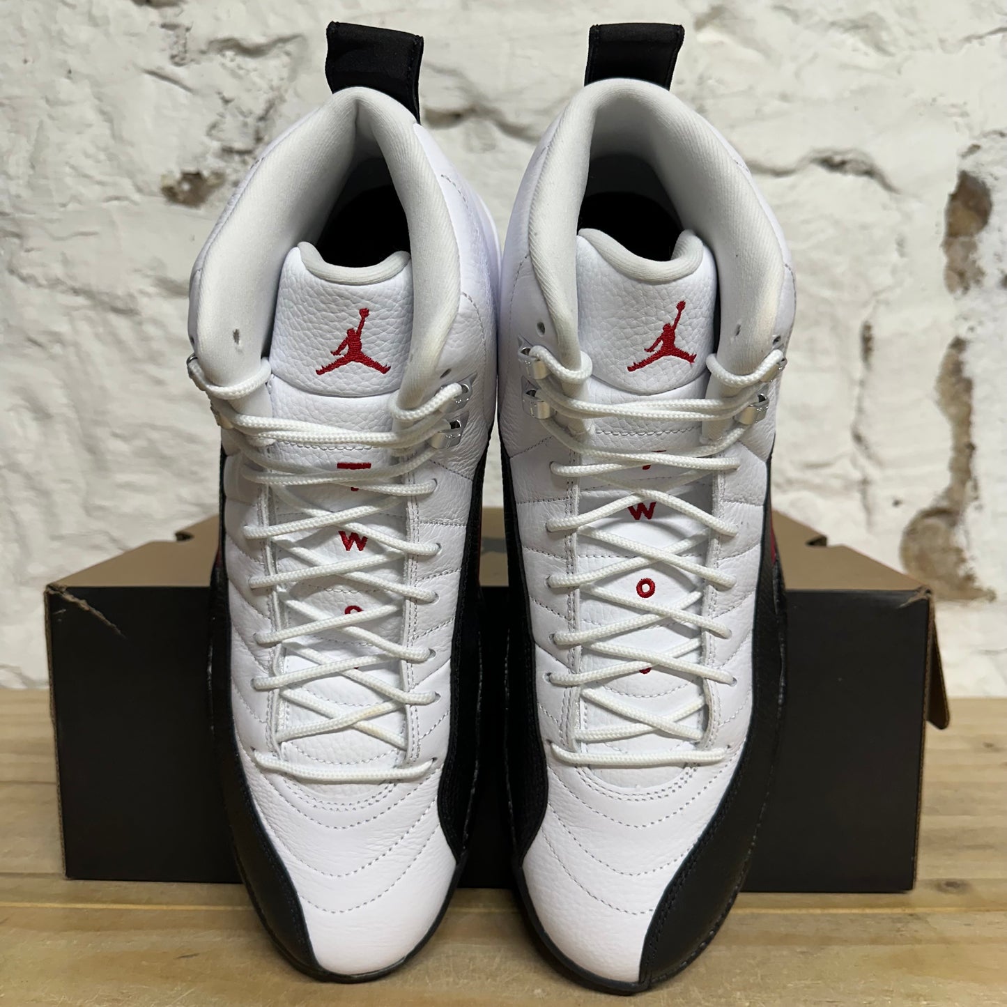 Air Jordan 12 Taxi Flip Sz 13 DS