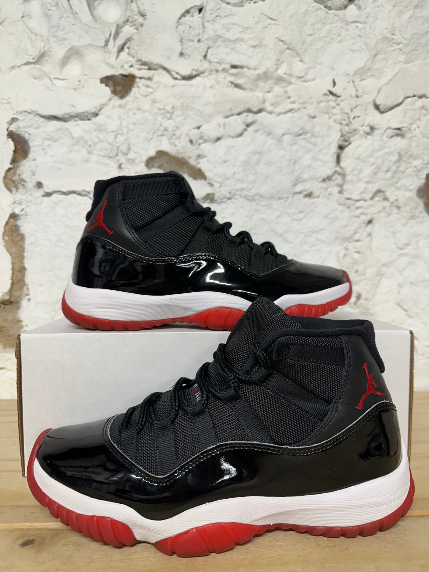 Air Jordan 11 High Bred (2019) Sz 8.5