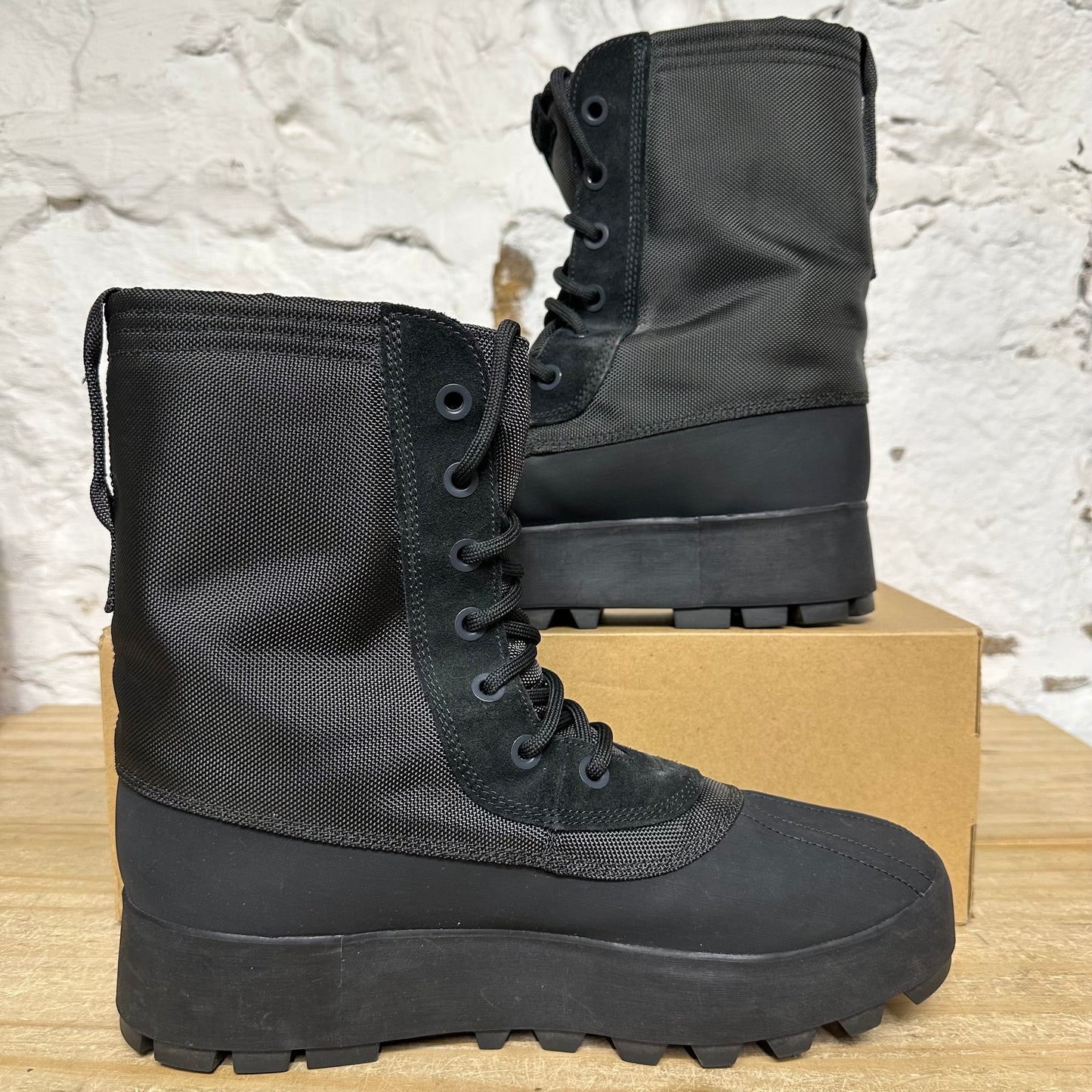 Yeezy 950 Pirate Black (2023) Sz 12