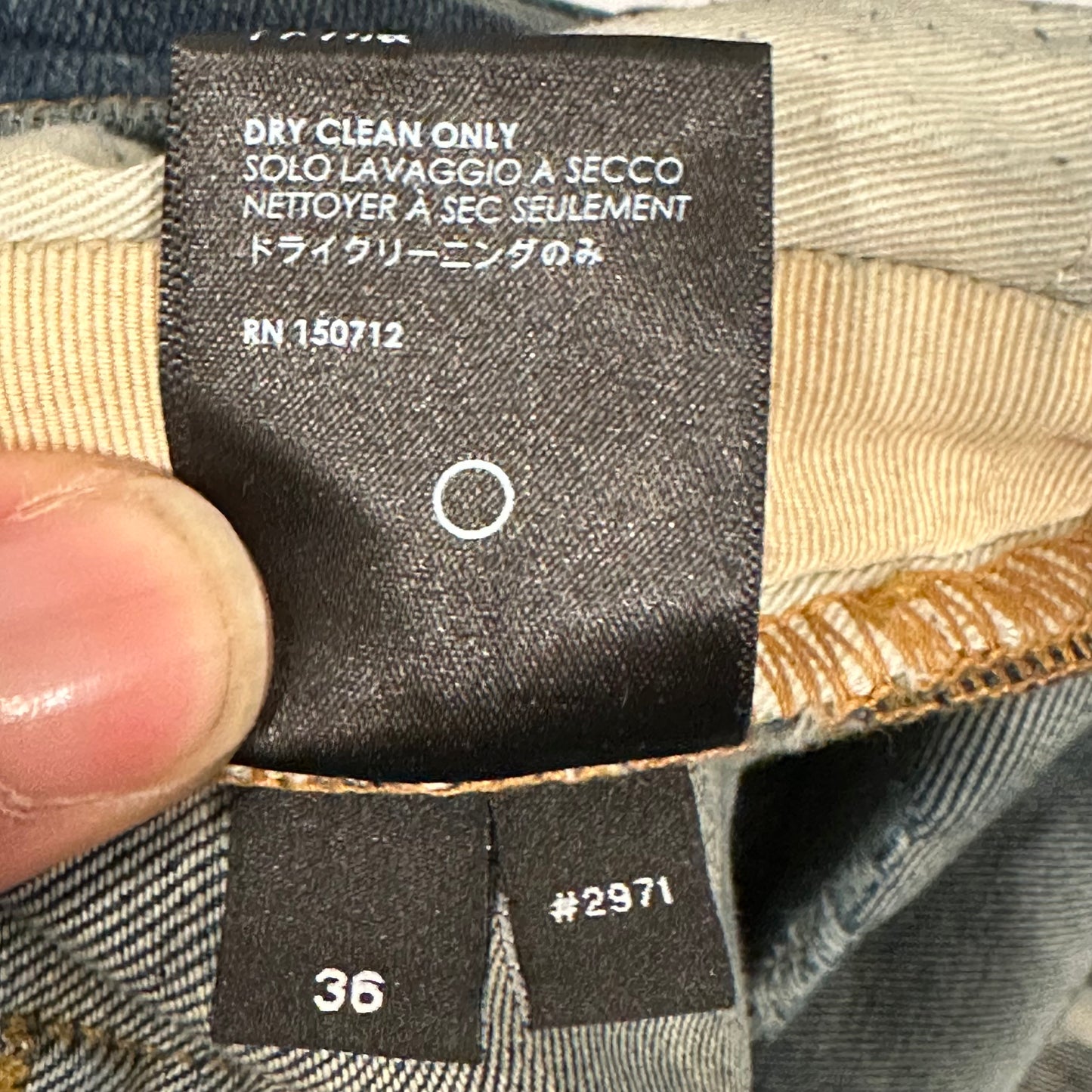 Amiri Rips Dark Blue Denim Jeans Sz 36