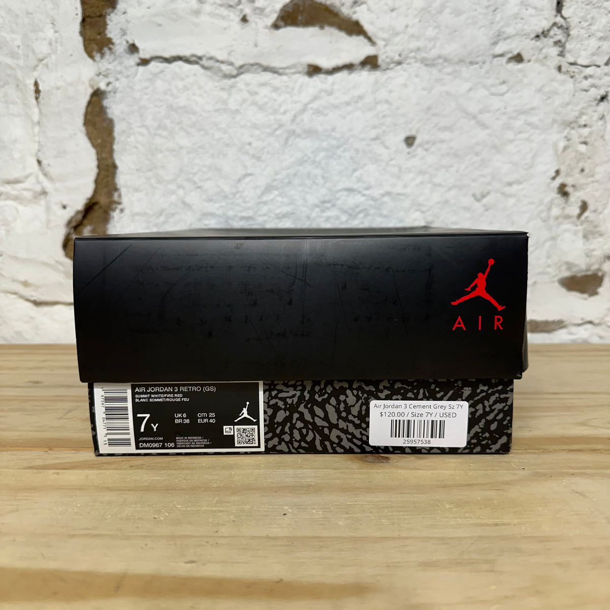 Air Jordan 3 Cement Grey Sz 7Y