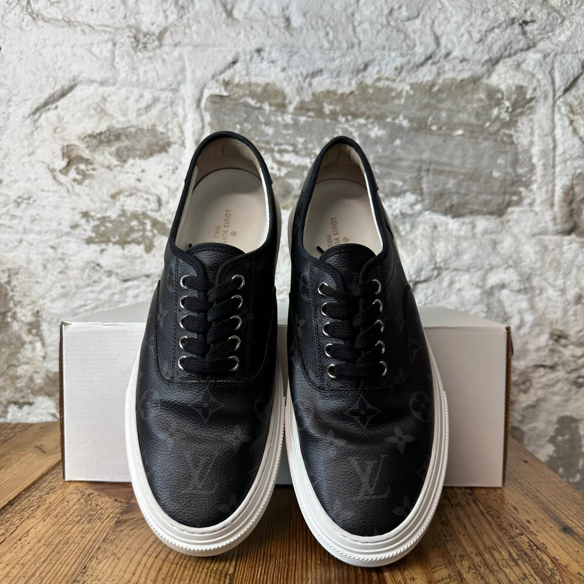 Louis Vuitton Eclipse Monogram Trocadero Sneaker Sz 9.5 (8LV)