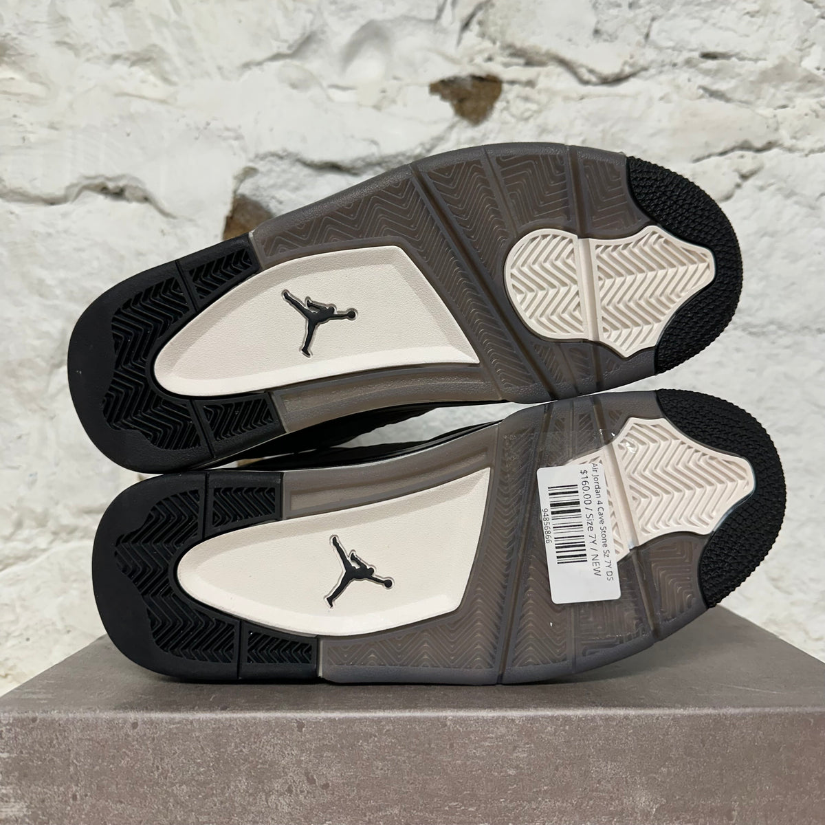Air Jordan 4 Cave Stone Sz 7Y DS
