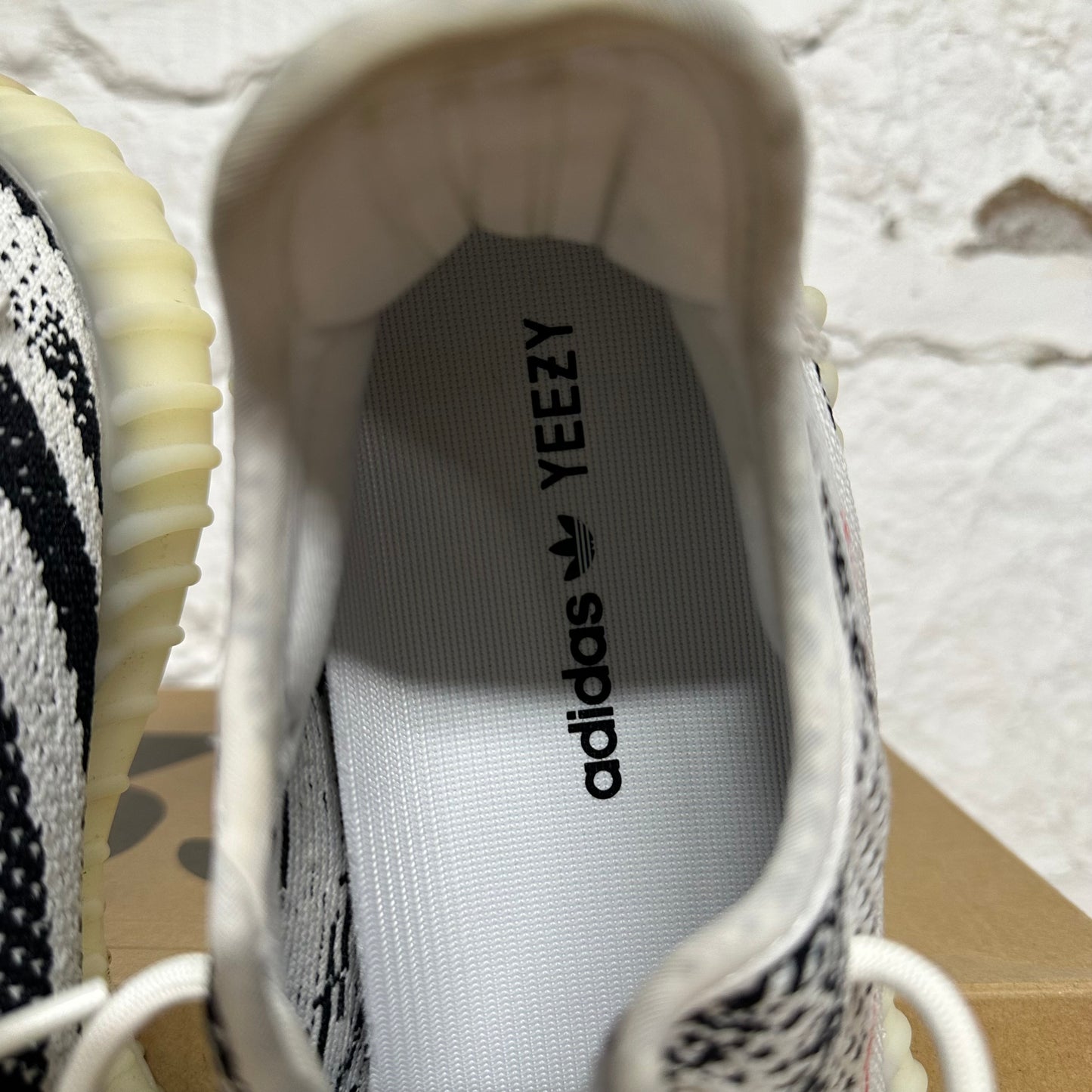 Yeezy 350 V2 Zebra Sz 10.5