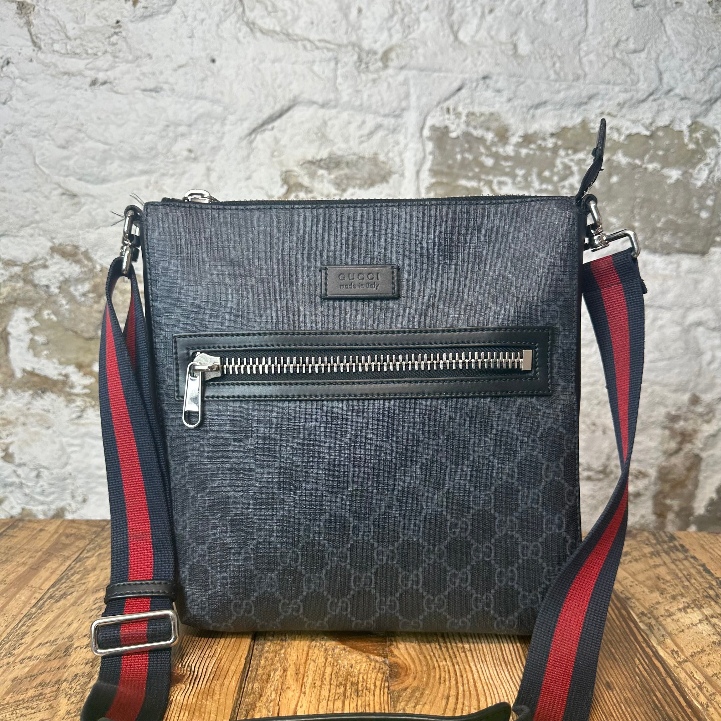 Gucci GG Supreme Coated Canvas Messenger Bag