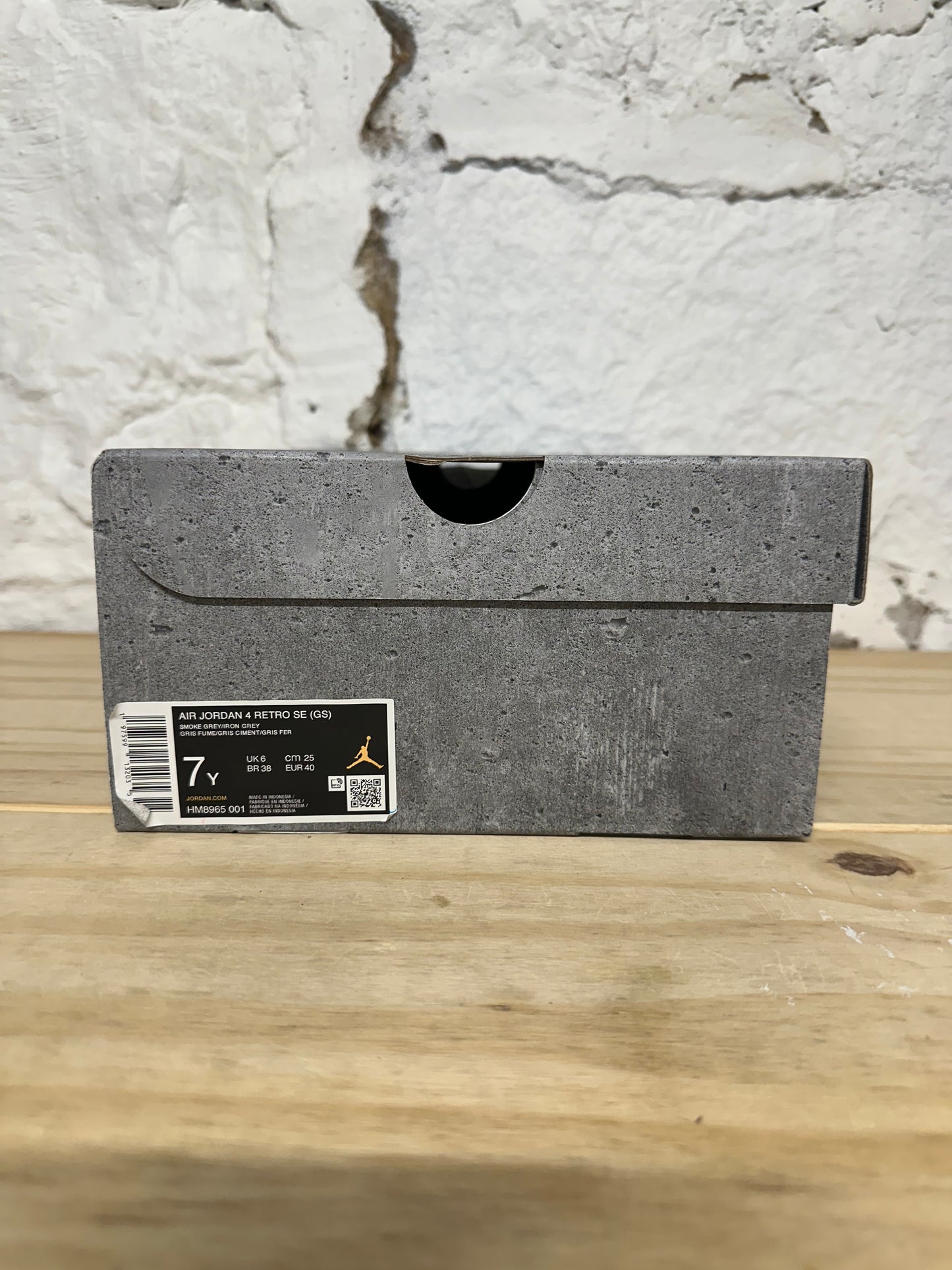 Air Jordan 4 Wet Cement Sz 7Y
