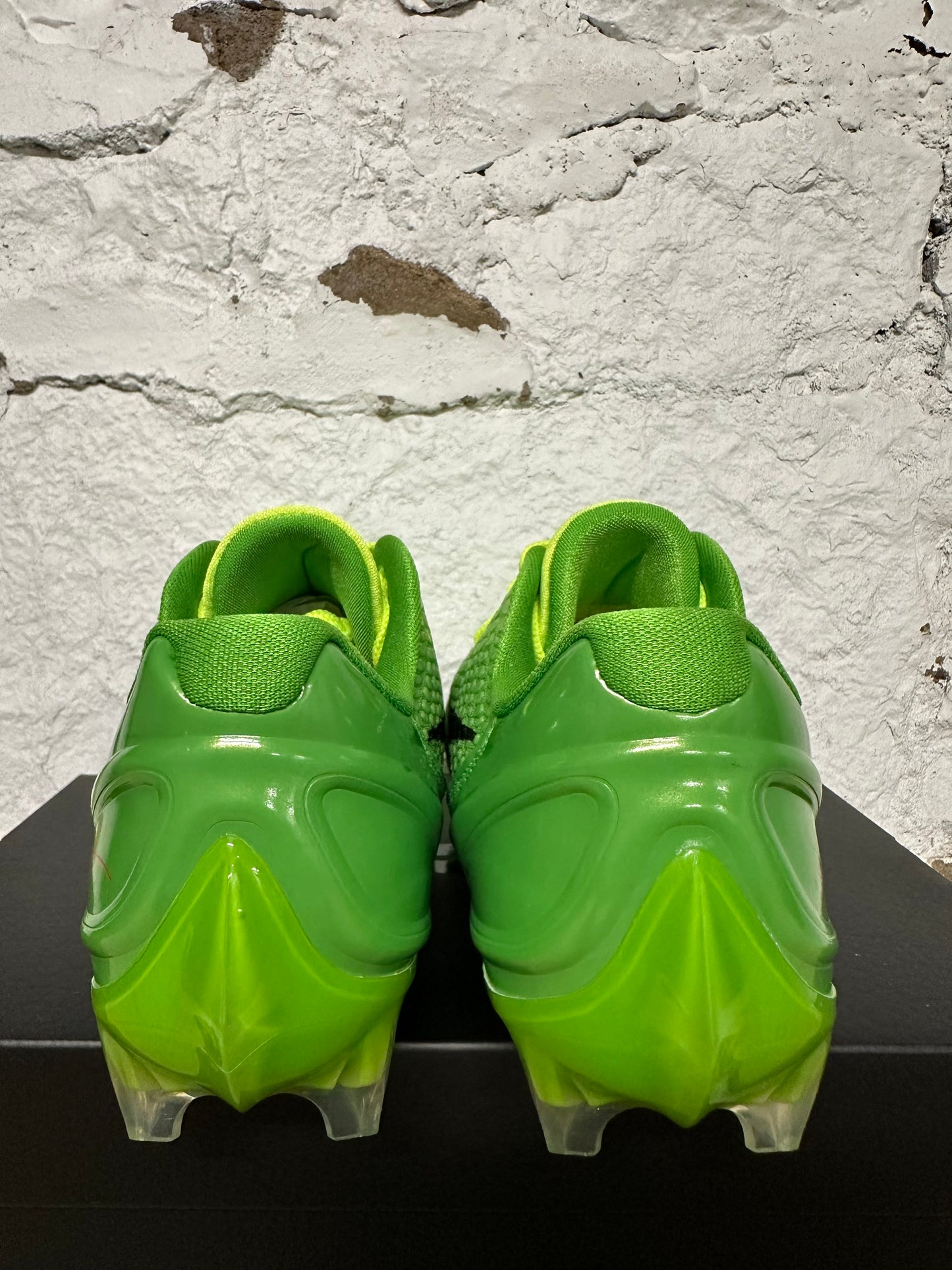 Nike Vapor Edge Kobe 6 Grinch Sz 8 DS