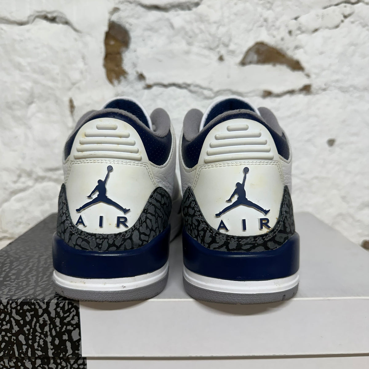 Air Jordan 3 Midnight Navy Sz 7.5