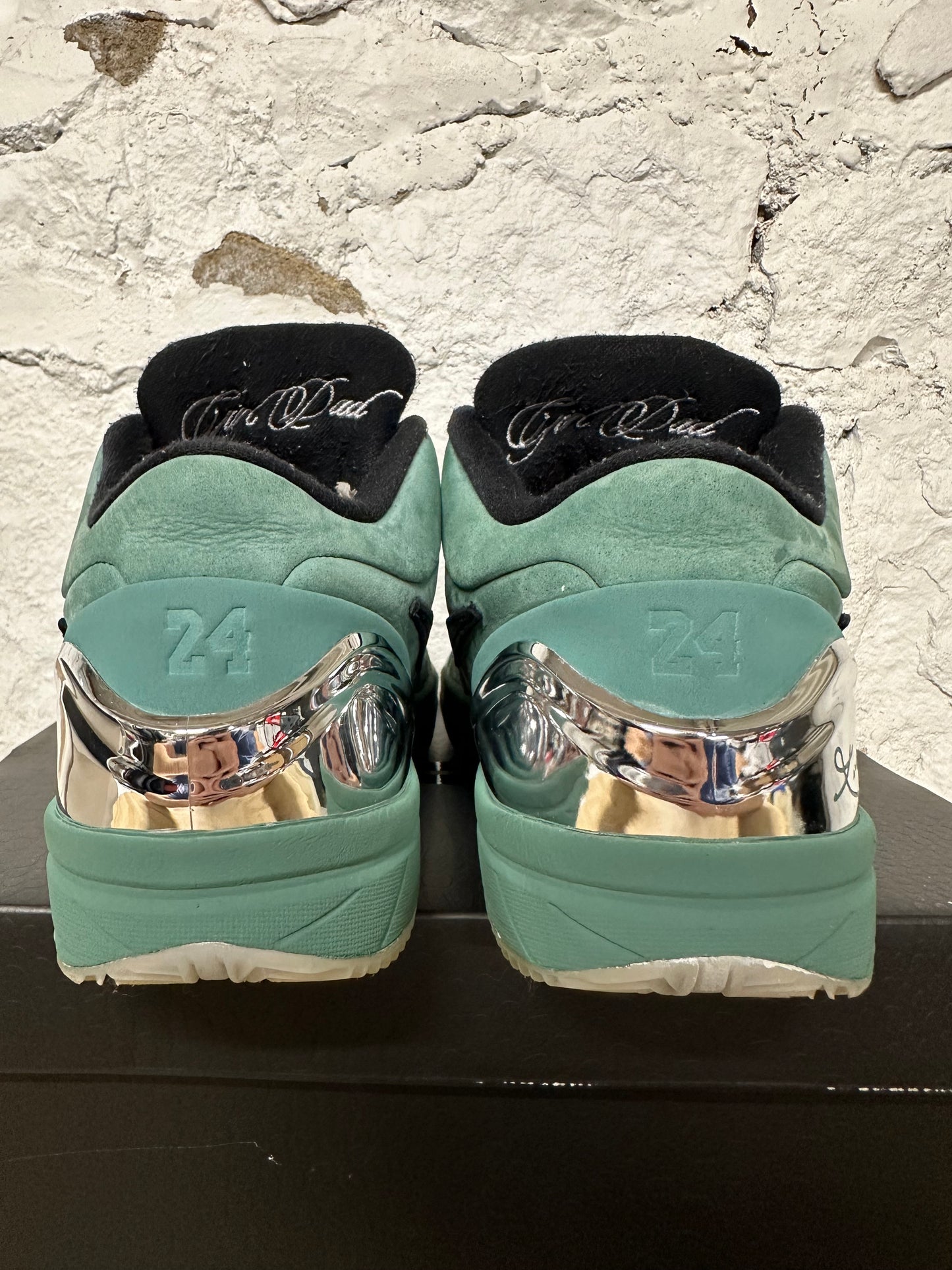 Nike Kobe 4 Girl Dad Sz 10