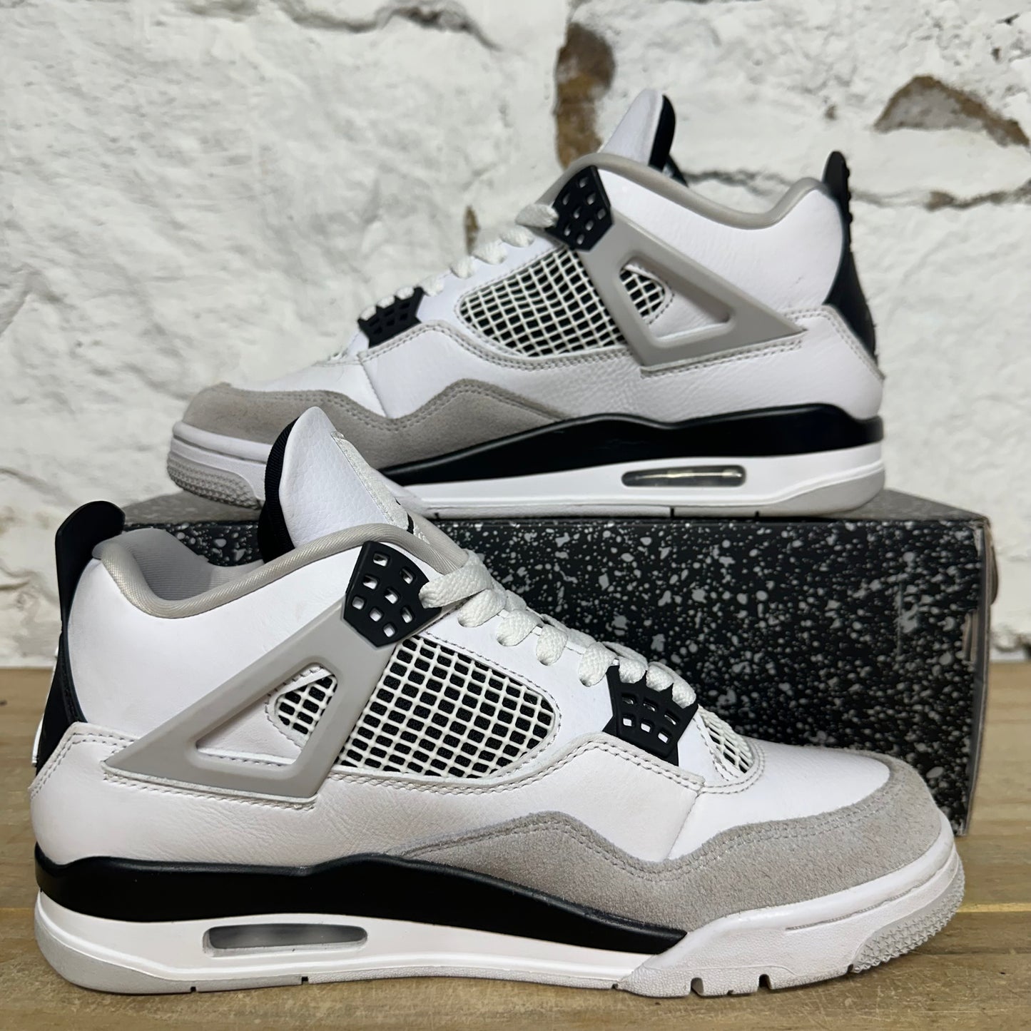 Air Jordan 4 Military Black Sz 8.5