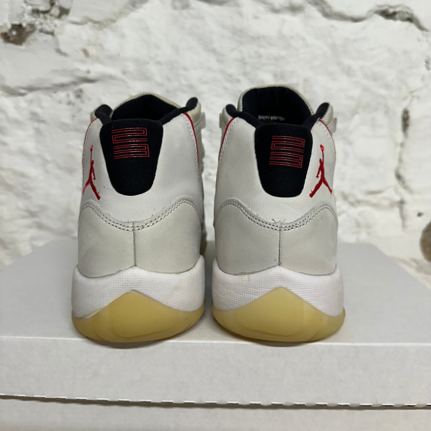 Air Jordan 11 High Platinum Tint Sz 7Y DS