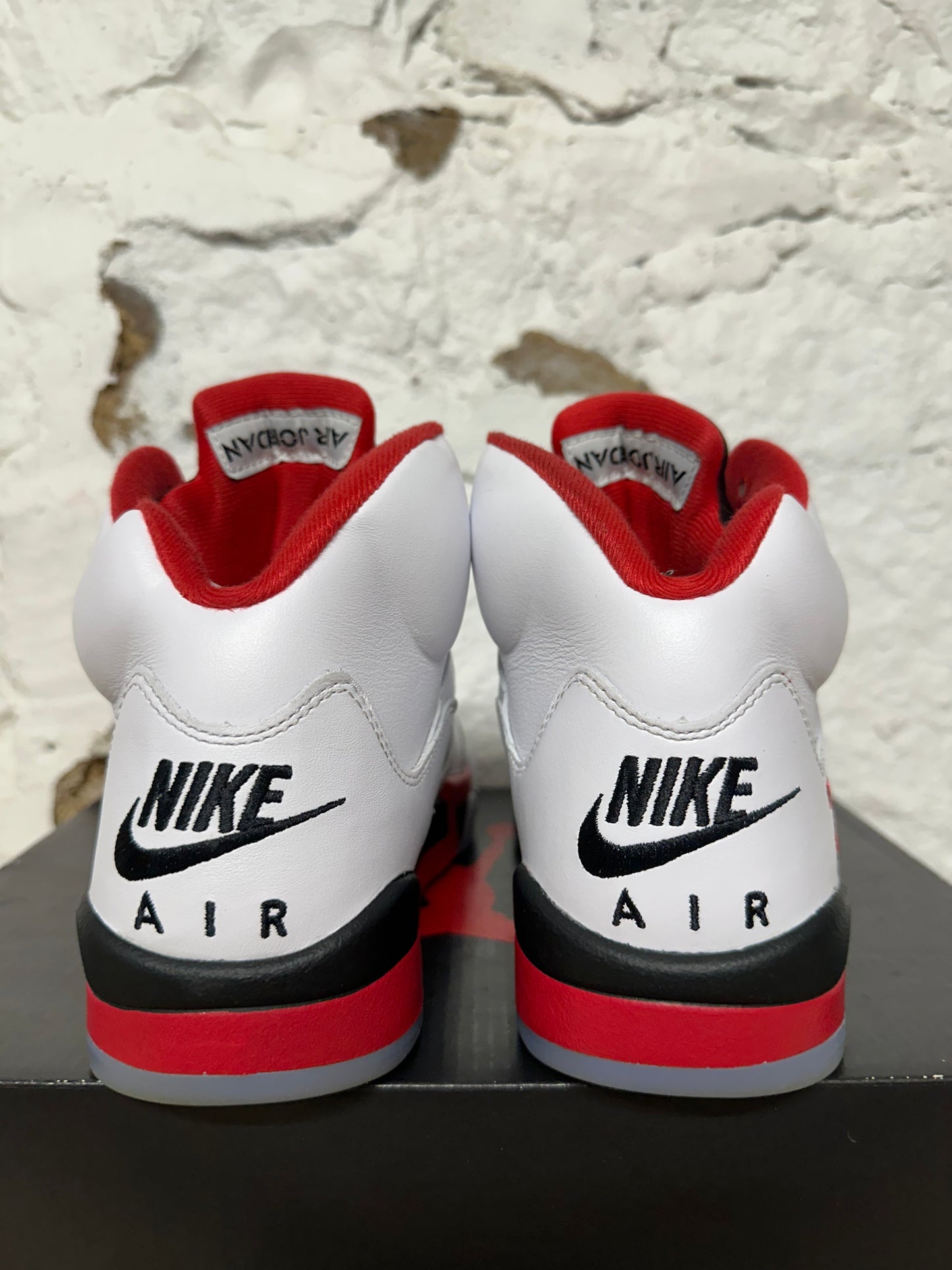 Air Jordan 5 Fire Red (2025) Sz 8.5