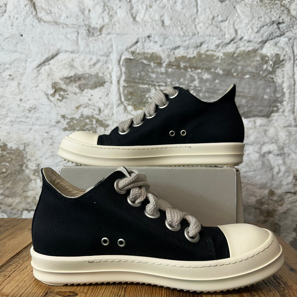 Rick Owens Jumbo Lace Black Milk Sneaker Sz 11 (44)