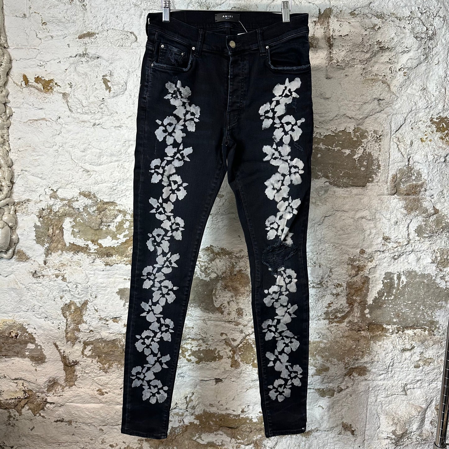 Amiri Hibiscus Flower Print Black Denim Jeans Sz 31