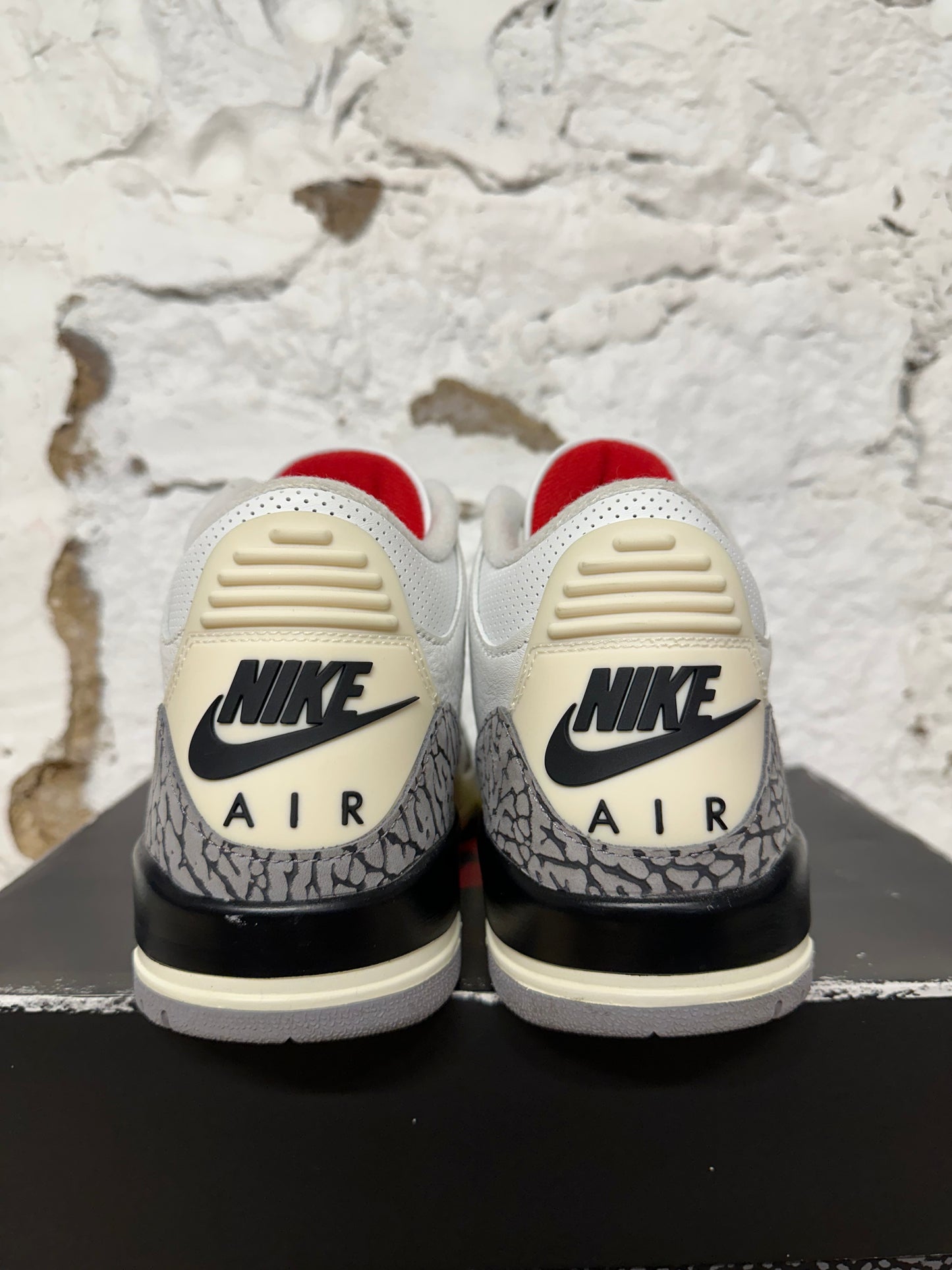 Air Jordan 3 White Cement Reimagined Sz 11.5
