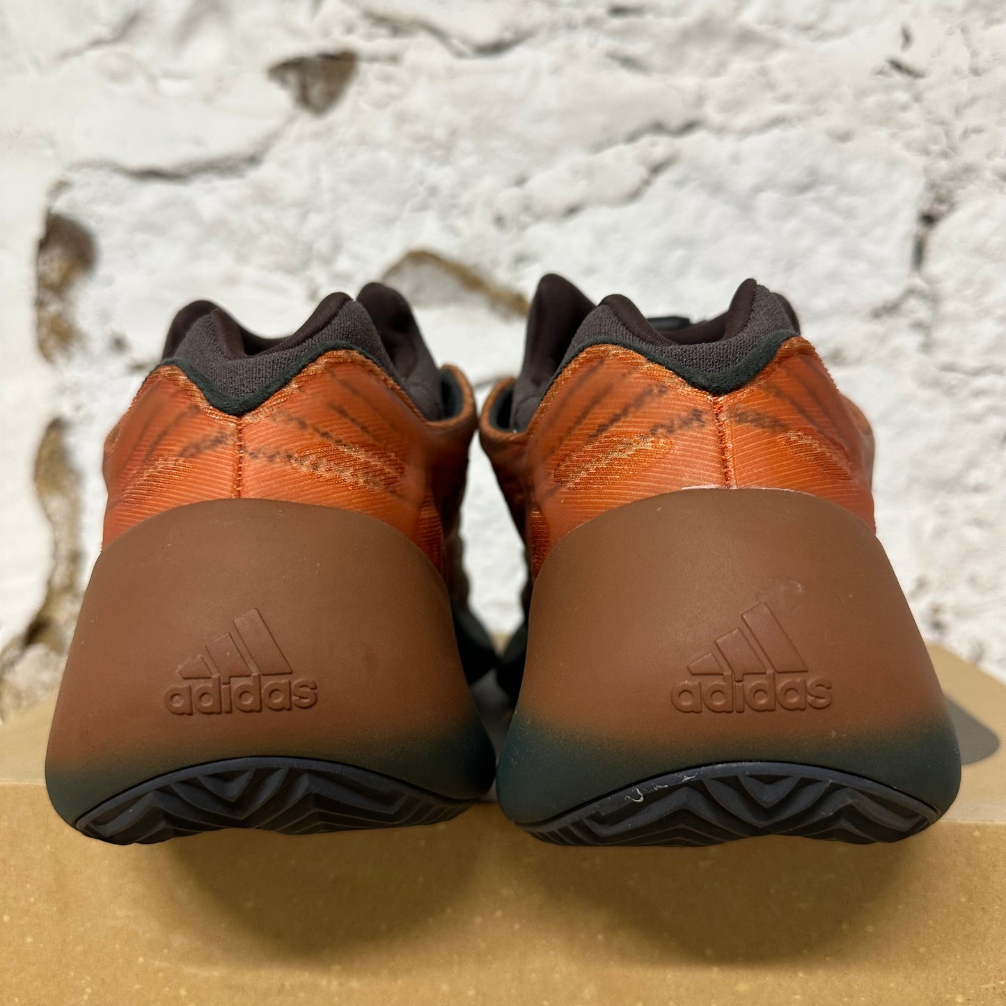 Yeezy 700 Copper Fade Sz 13