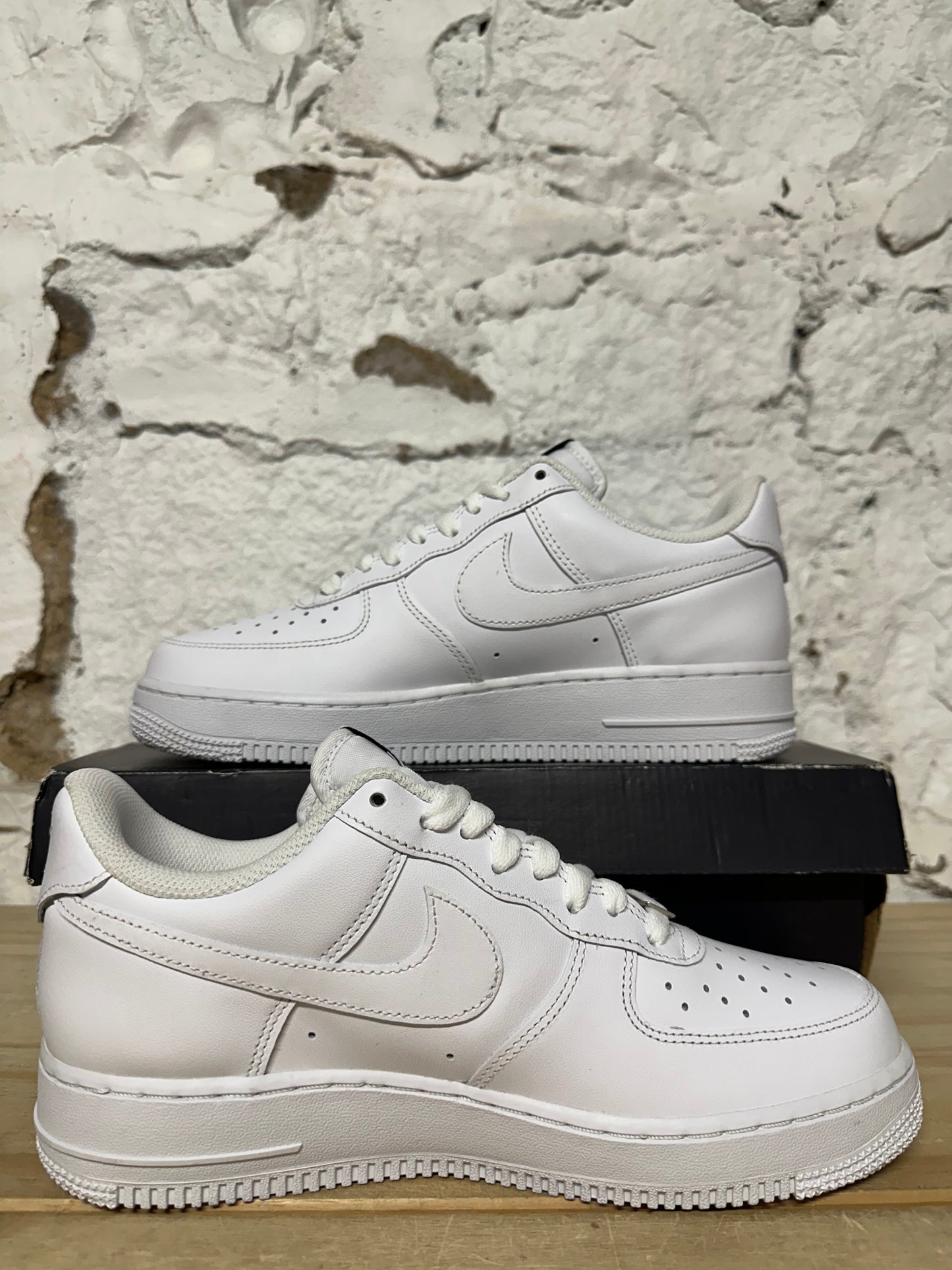 Nike Air Force 1 Low Flyease White Sz 8 DS