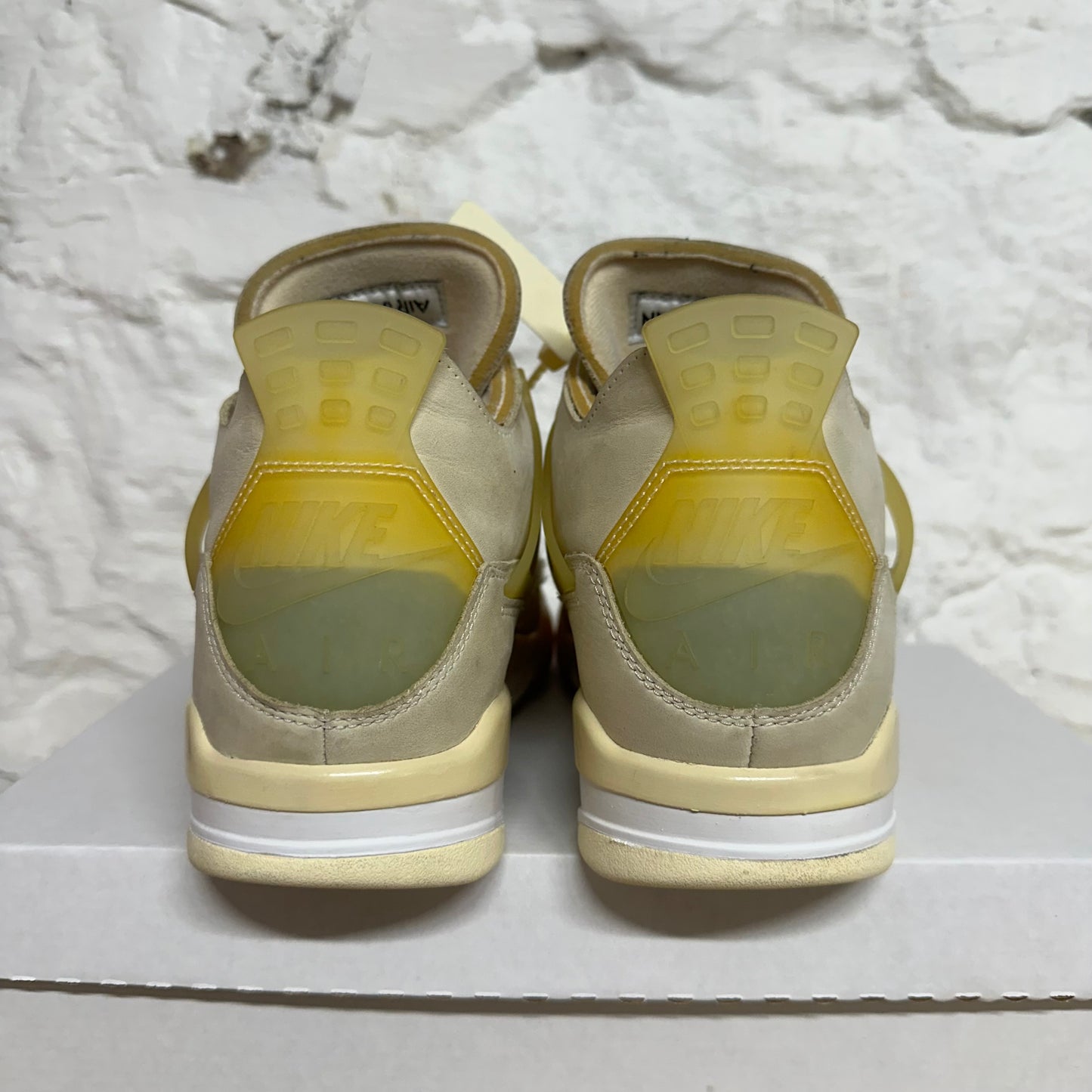 Air Jordan 4 Off-White Sail Sz 9 (10.5W)