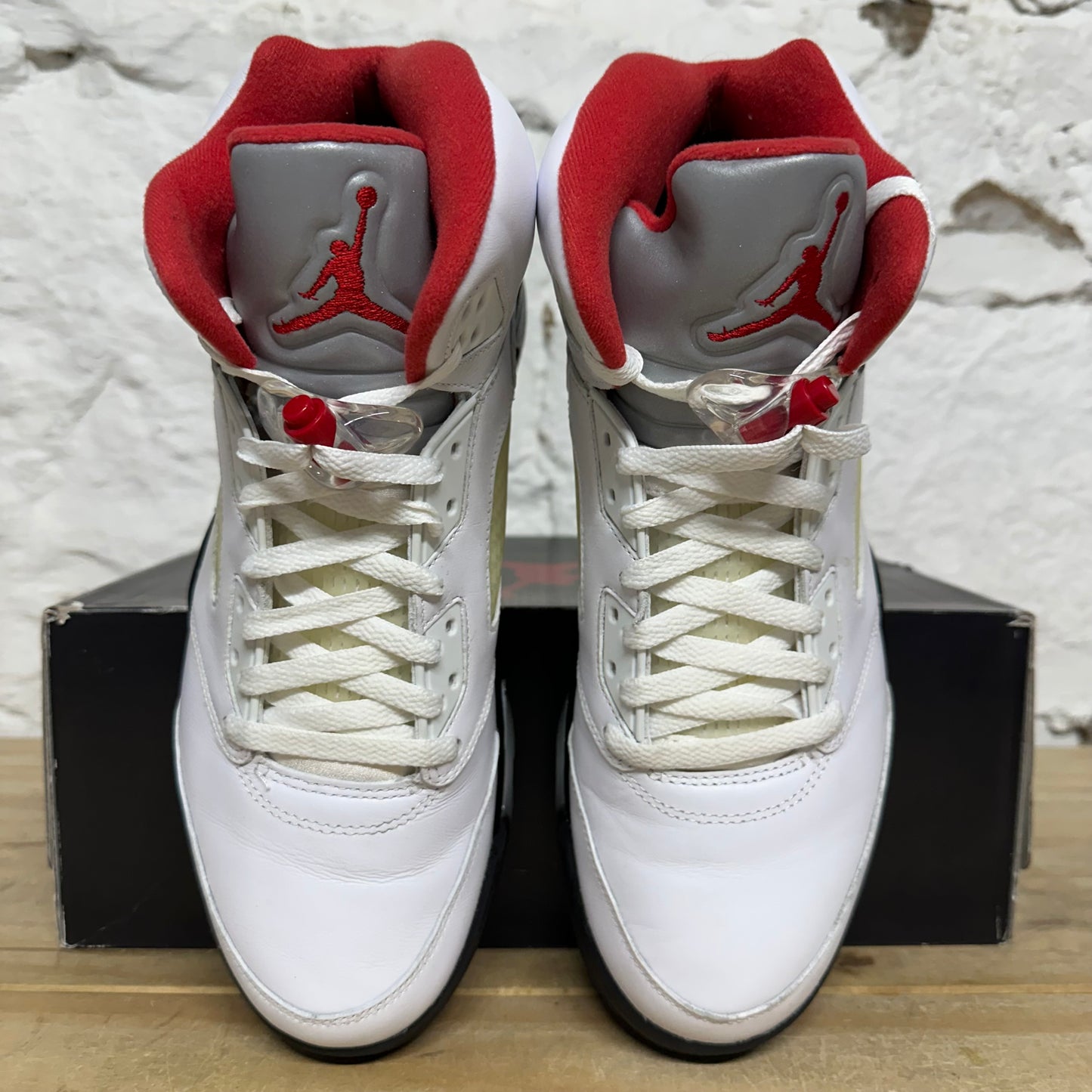 Air Jordan 5 Fire Red Silver Tongue (2020) Sz 10.5