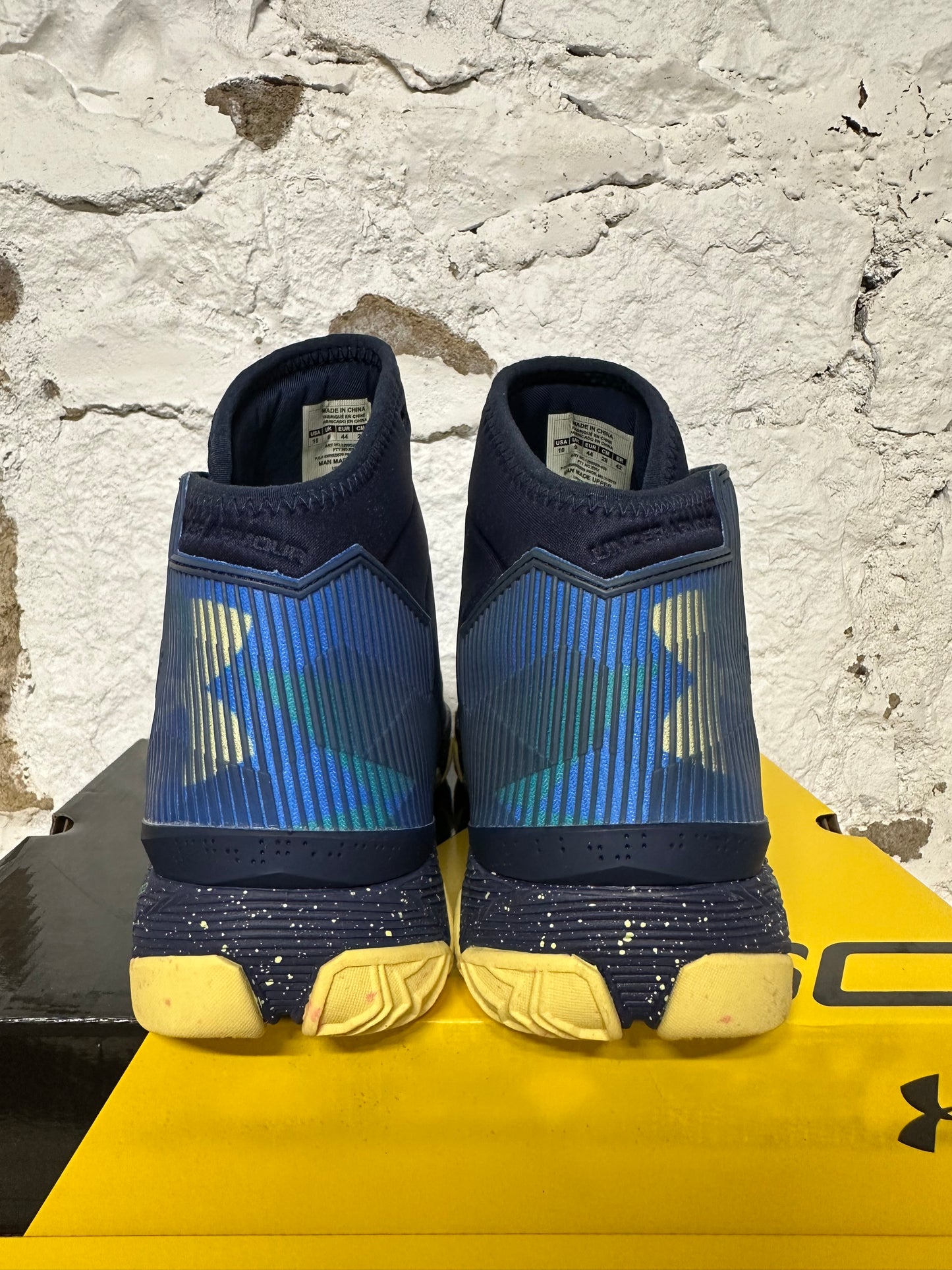 Under Armour Curry 2.5 Select Camp Sz 10 DS