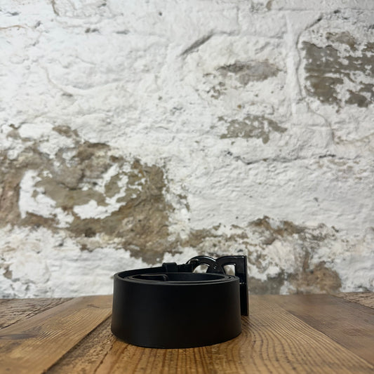 Dolce Gabanna Silver Buckle Black Belt Sz (85)