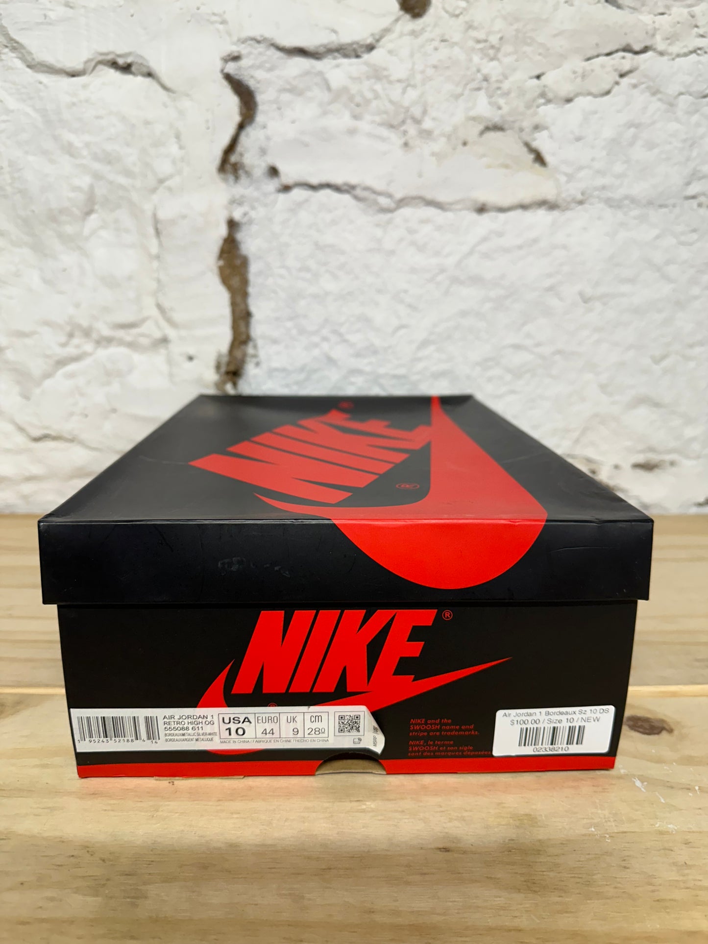 Air Jordan 1 Bordeaux Sz 10 DS