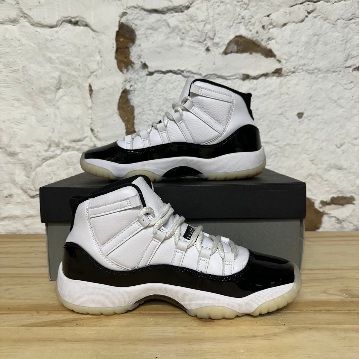 Air Jordan 11 High DMP Gratitude (2023) Sz 5Y